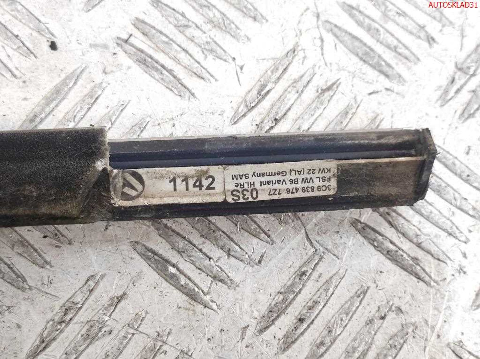 Накладка стекла заднего правого хром VW Passat B6 C9839476B, 1000 рублей, Дубовое