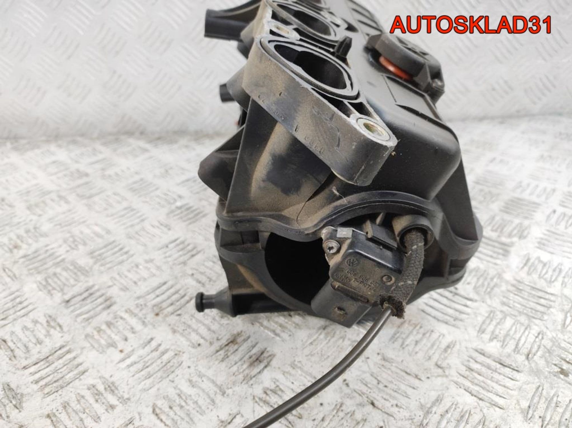 Коллектор впускной VW Polo 4 1,4 AUA 036129711BR, 1500 рублей, Дубовое