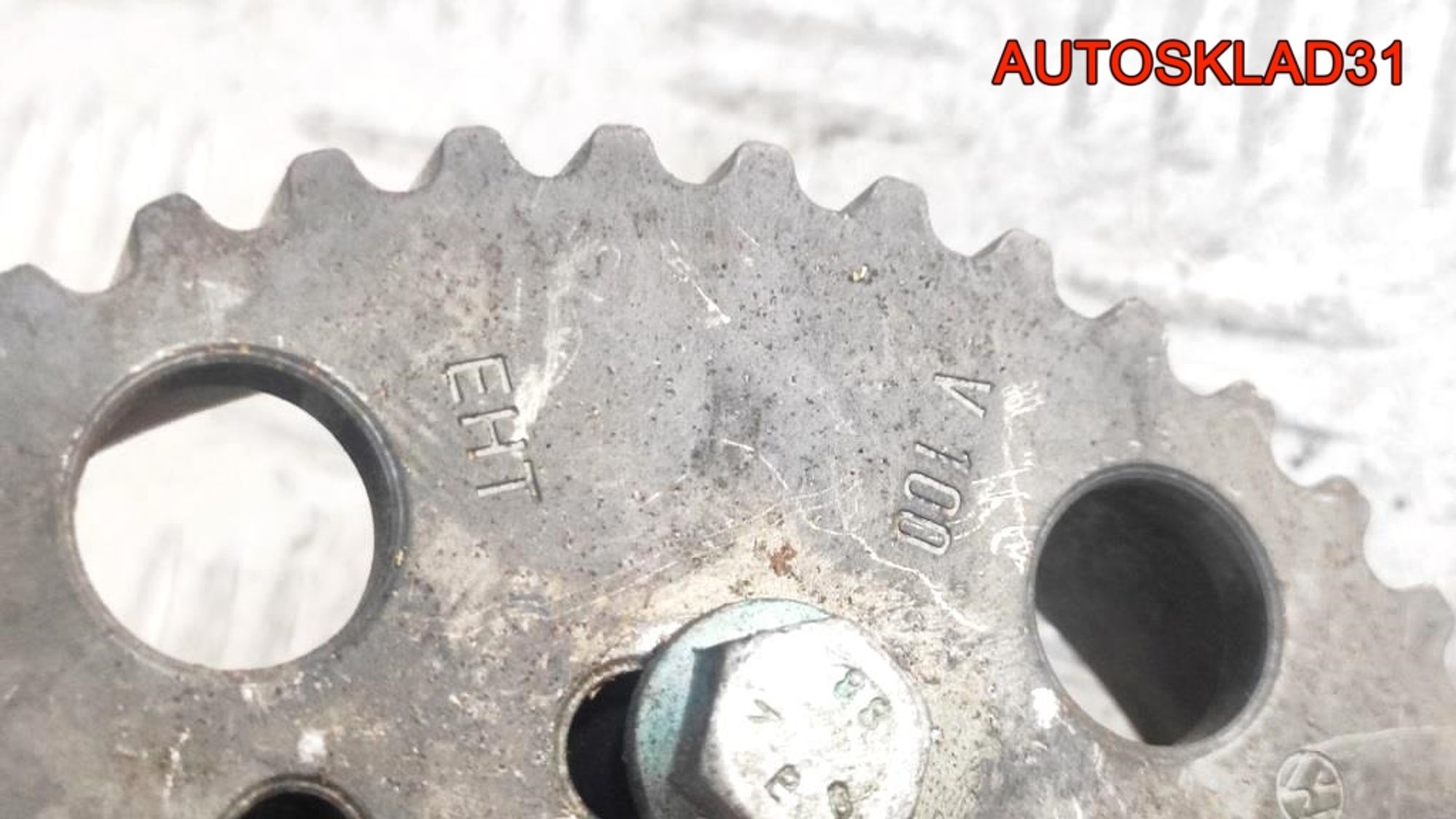 Шестерня распредвала Audi A4 B7 2,0 Дизель 03G109240, 2000 рублей, Дубовое