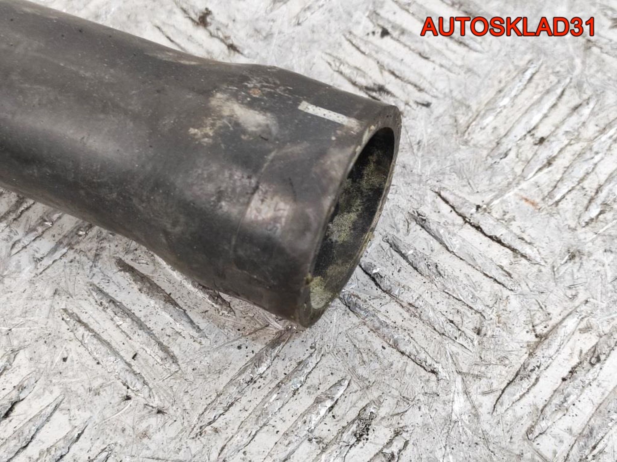 Патрубок радиатора Mercedes W203 2,0 Бензин A2035010882, 1000 рублей, Дубовое