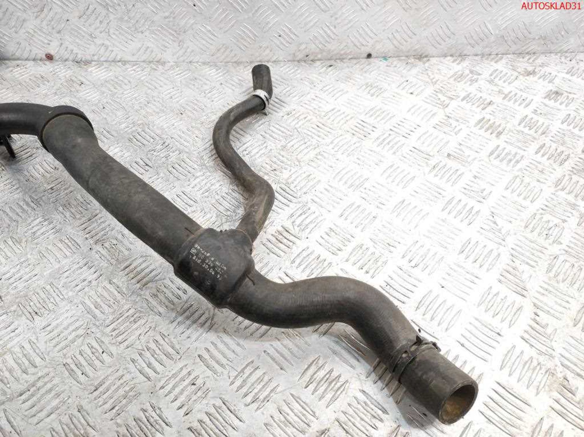 Трубка системы охлаждения Opel Vectra B 1,6 X16XEL 90499756, 4000 рублей, Дубовое