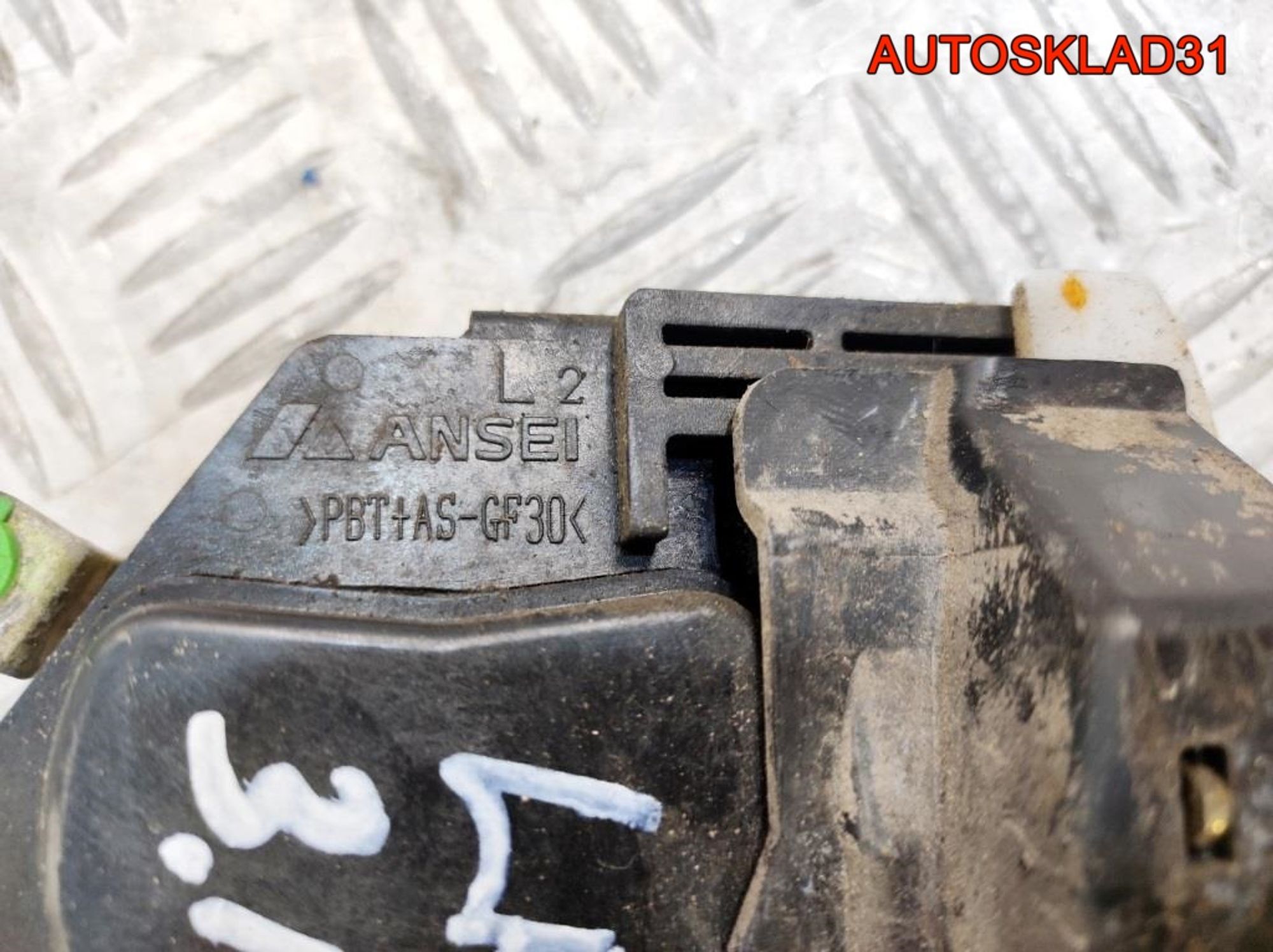 Замок задней левой двери Mitsubishi Lancer 9 Универсал, 1800 рублей, Дубовое