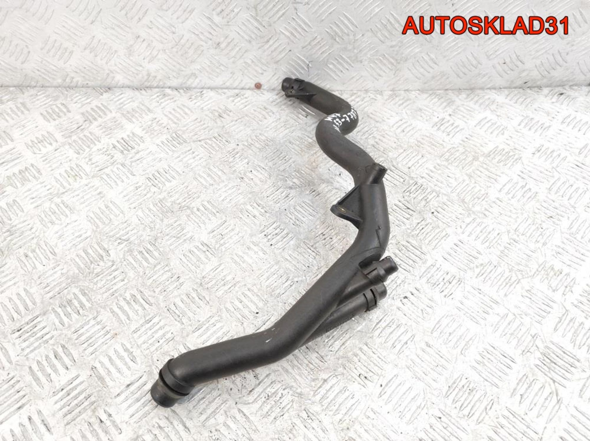 Трубка системы охлаждения BMW E46 2,0 M47 Дизель 11537787380, 1000 рублей, Дубовое