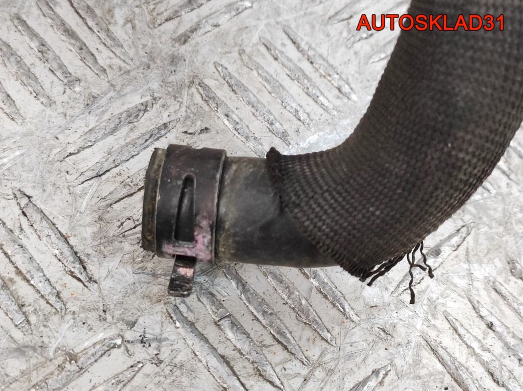 Шланг системы охлаждения Audi A8 D3 4E0121448T, 600 рублей, Дубовое