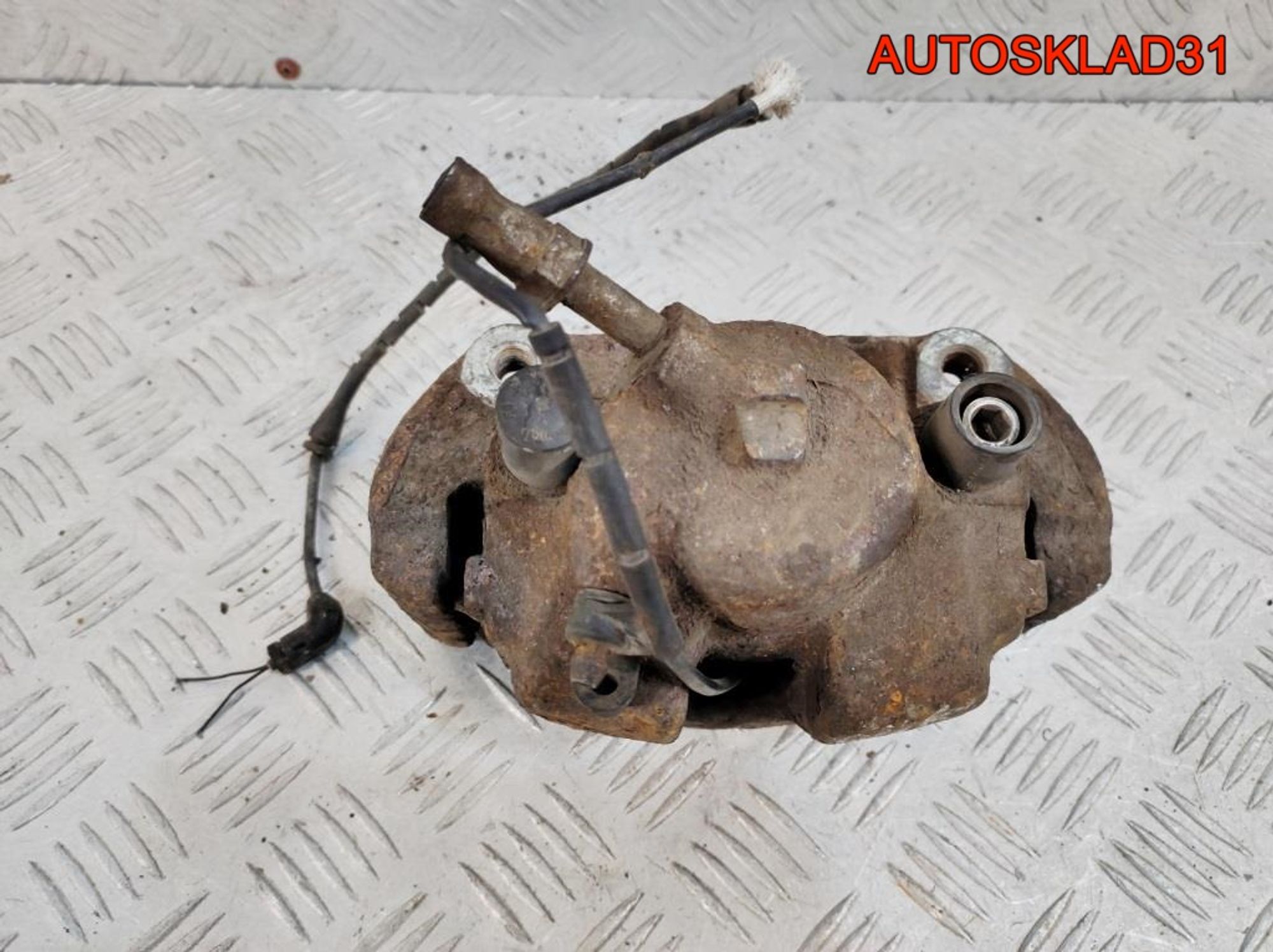 Суппорт тормозной передний левый BMW E46 34116758113, 2300 рублей, Дубовое