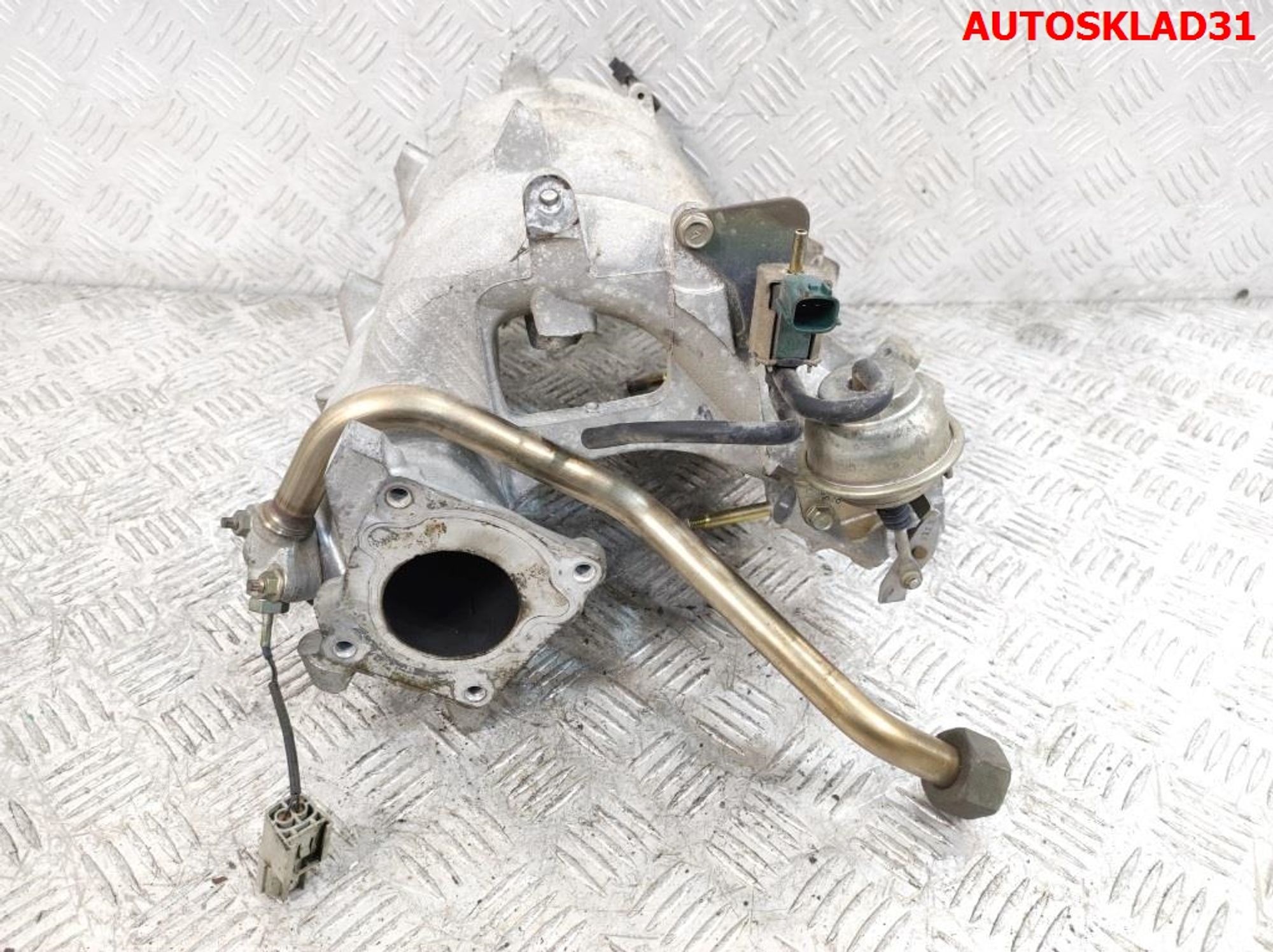 Коллектор впускной Nissan Primera P11E 1,8 QG18DE 140019F600, 1700 рублей, Дубовое