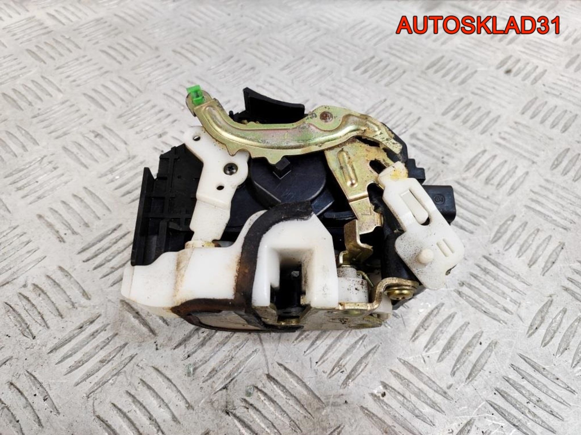 Замок задней левой двери Mitsubishi Lancer 9 Универсал, 1800 рублей, Дубовое