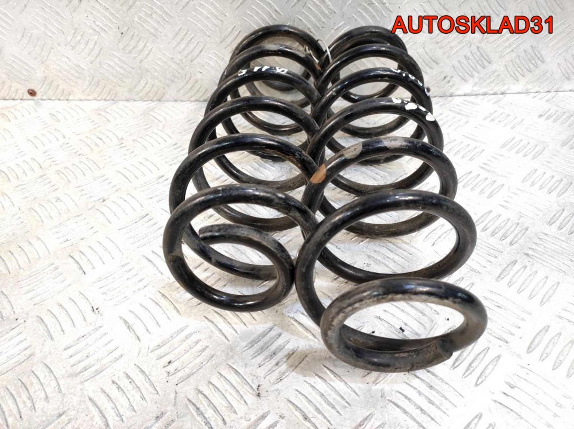 Пружина задняя комплект Skoda Rapid 1J0511115BC, 1800 рублей, Дубовое