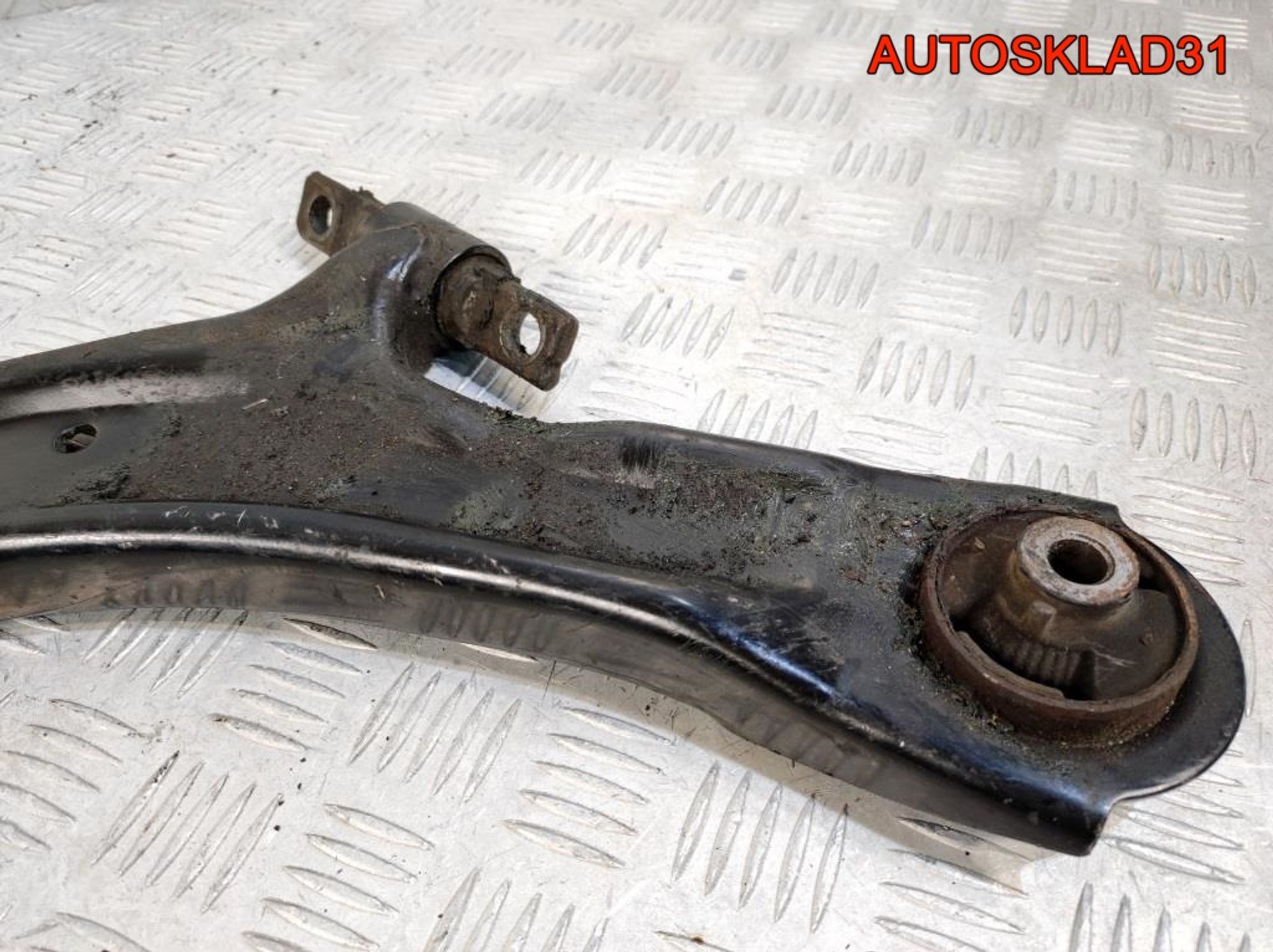 Рычаг передний левый нижний Nissan Qashqai J10, 2100 рублей, Дубовое