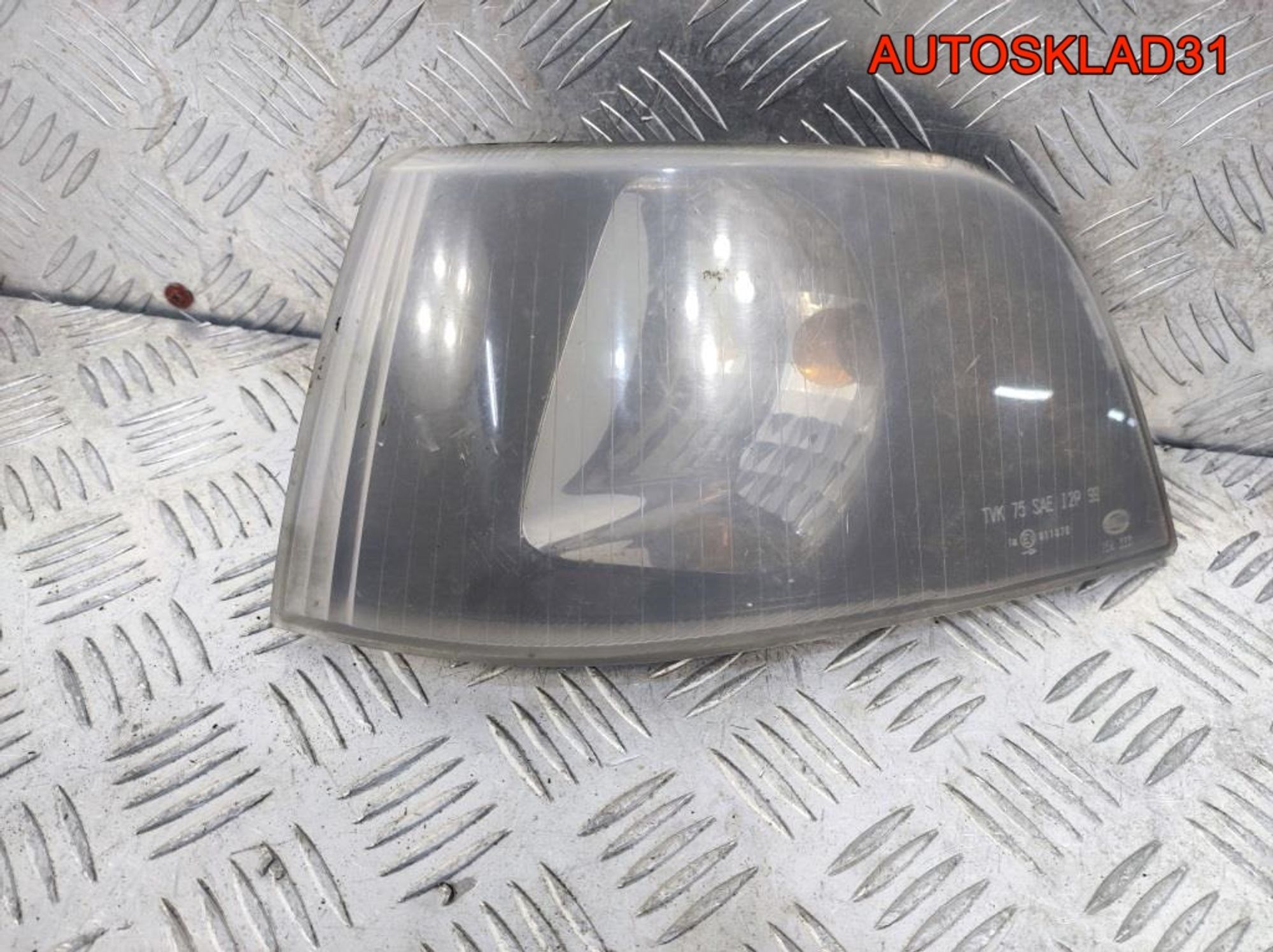 Указатель поворота левый белый Volvo V40 30865562, 900 рублей, Дубовое