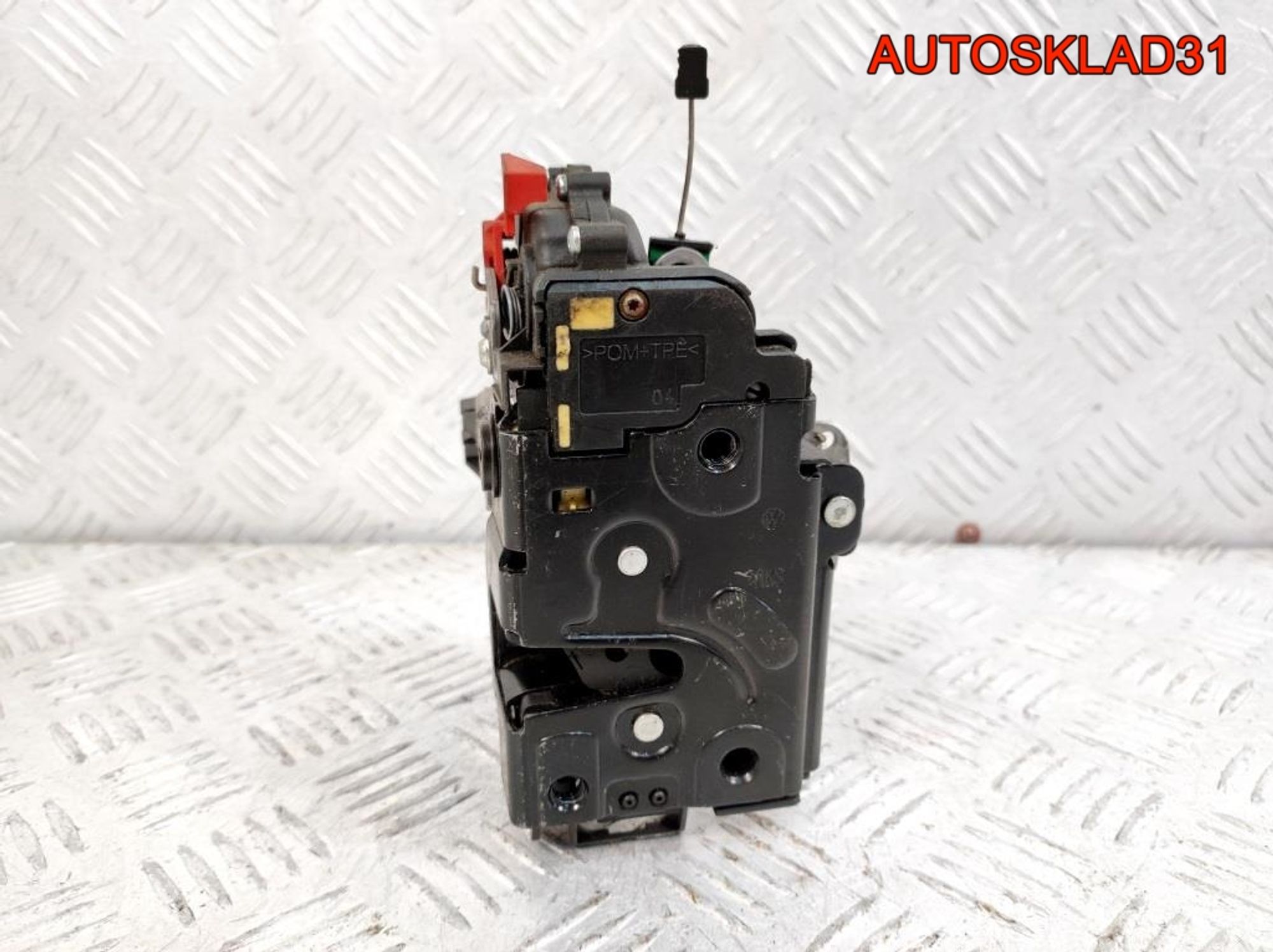 Замок двери задней правой VW Touareg 7L0839016D, 4100 рублей, Дубовое