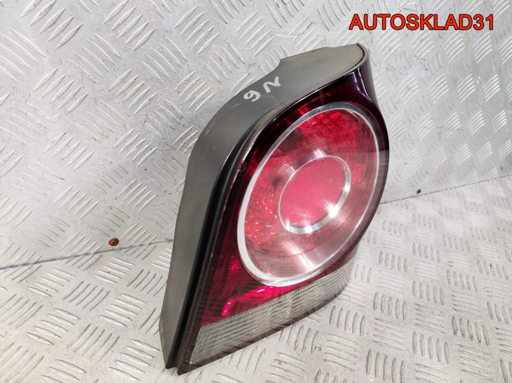 Фонарь задний правый VW Polo 4 6Q6945096AA Рест, 3200 рублей, Дубовое