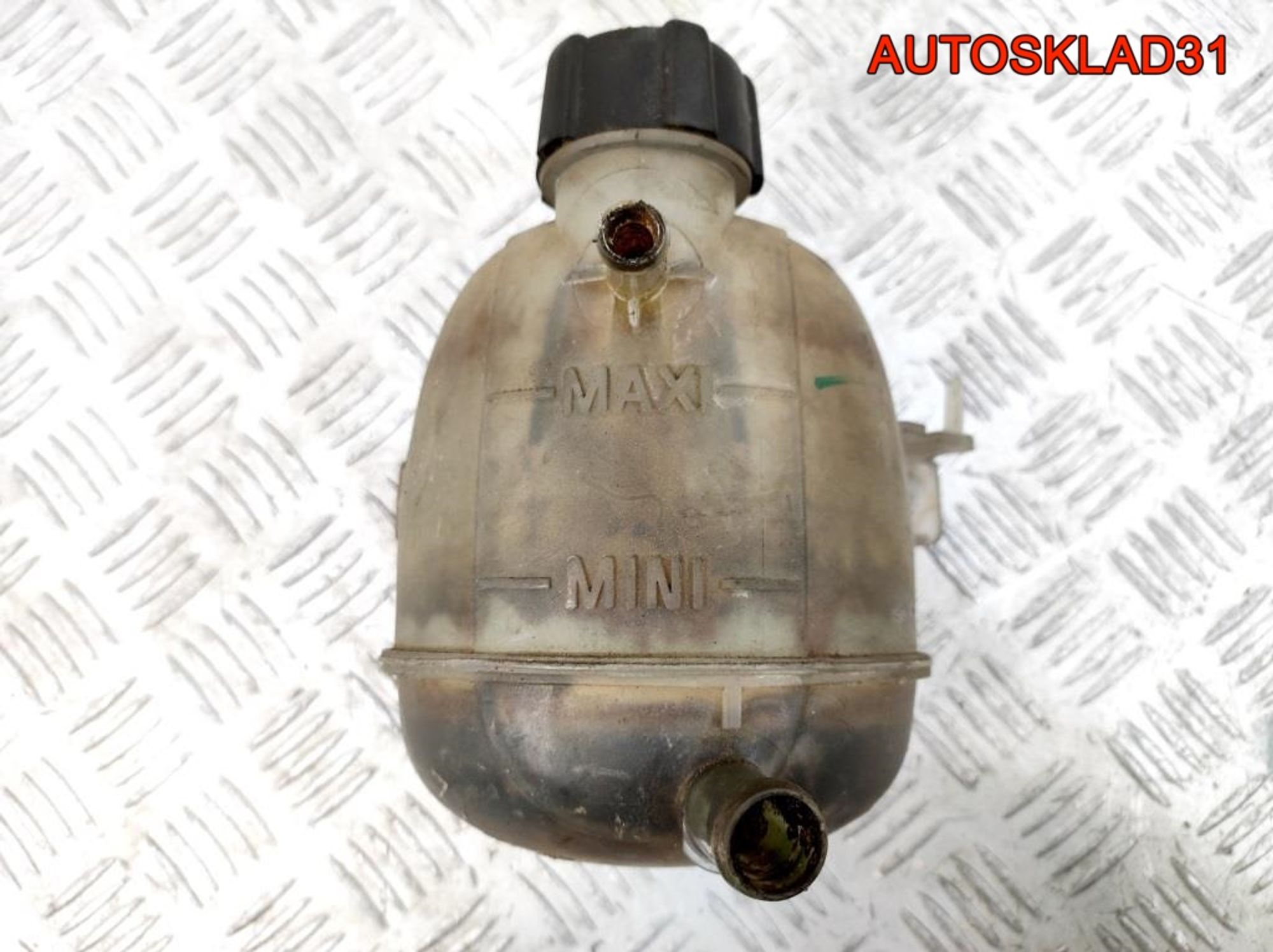 Бачок расширительный Renault Sandero 1 8200766826, 600 рублей, Дубовое