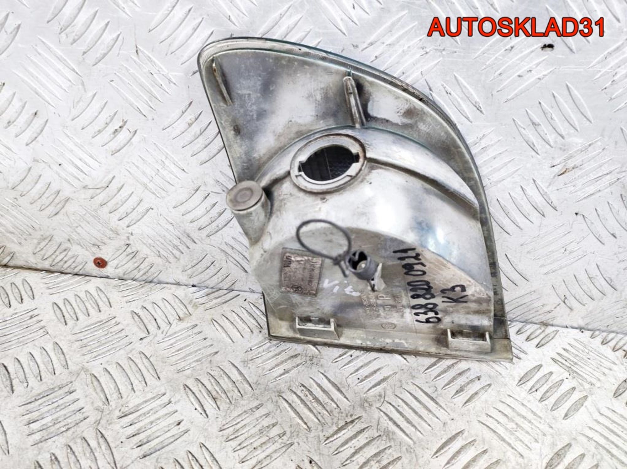 Указатель поворота правый белый Mercedes Vito 638, 900 рублей, Дубовое