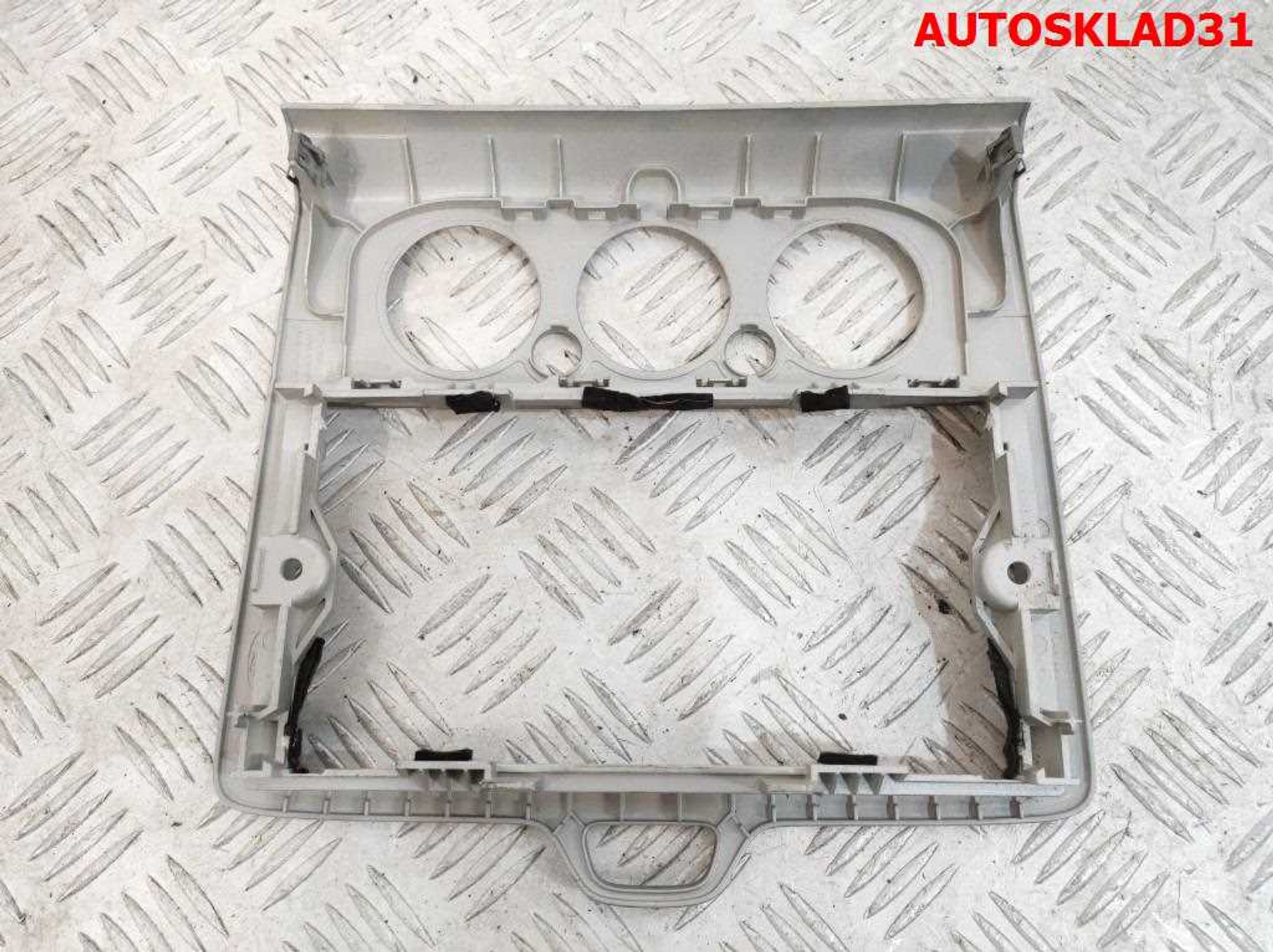 Рамка магнитолы Ford Focus 2 4M5118522ACW, 1000 рублей, Дубовое