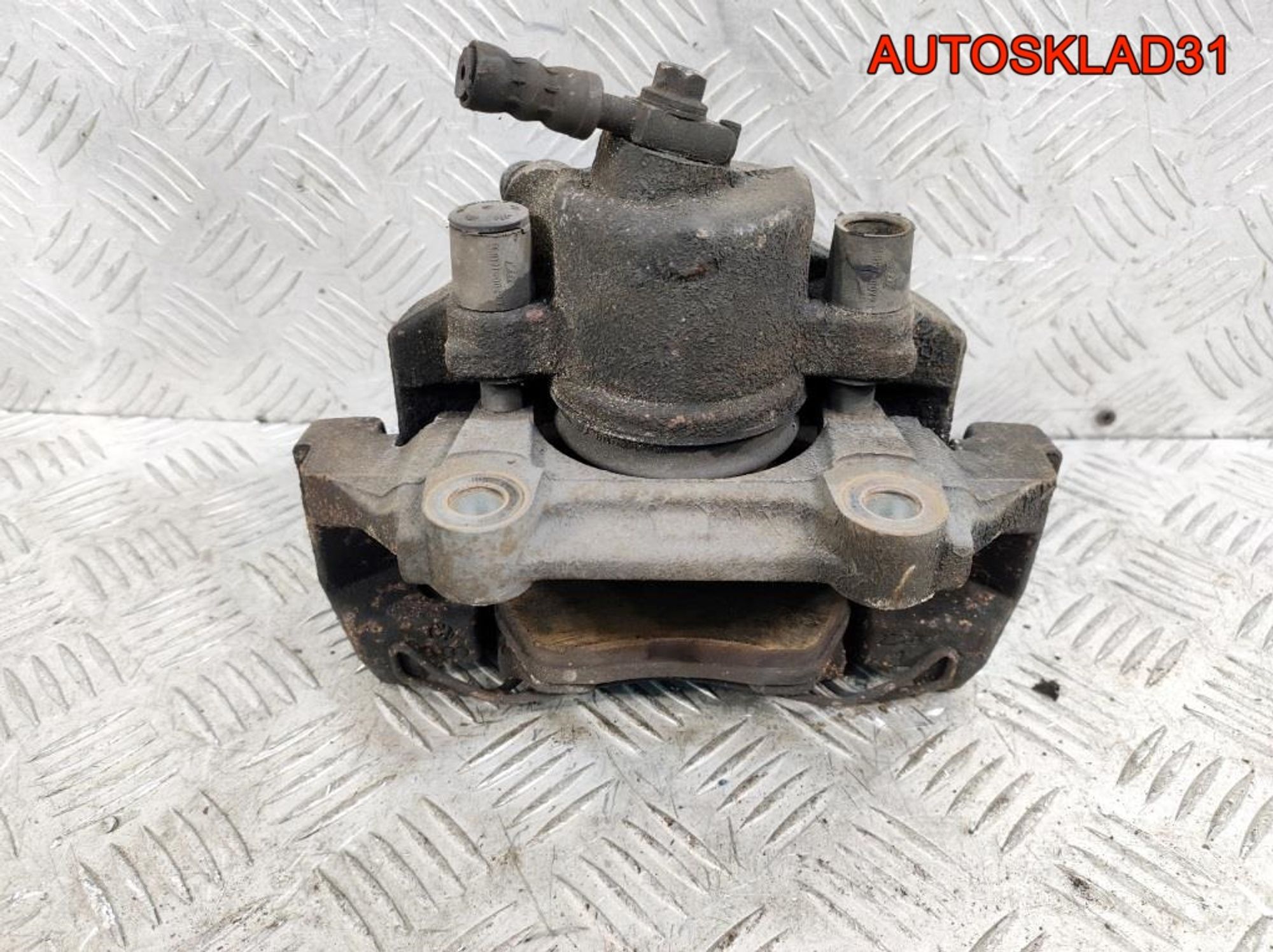 Суппорт тормозной передний левый Skoda Rapid 1K0615123E, 2300 рублей, Дубовое