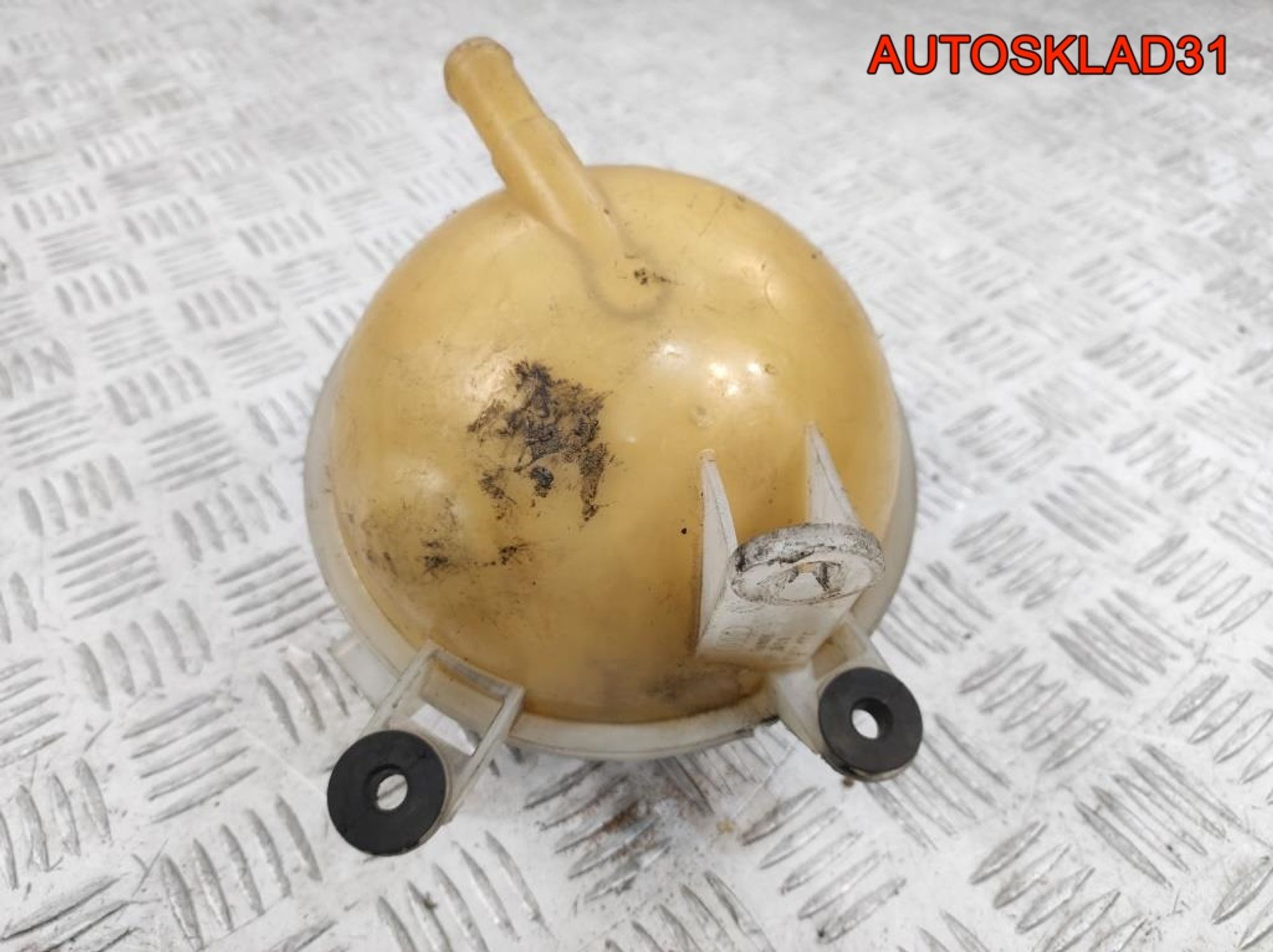 Бачок расширительный Audi A2 8Z0121407C, 1200 рублей, Дубовое