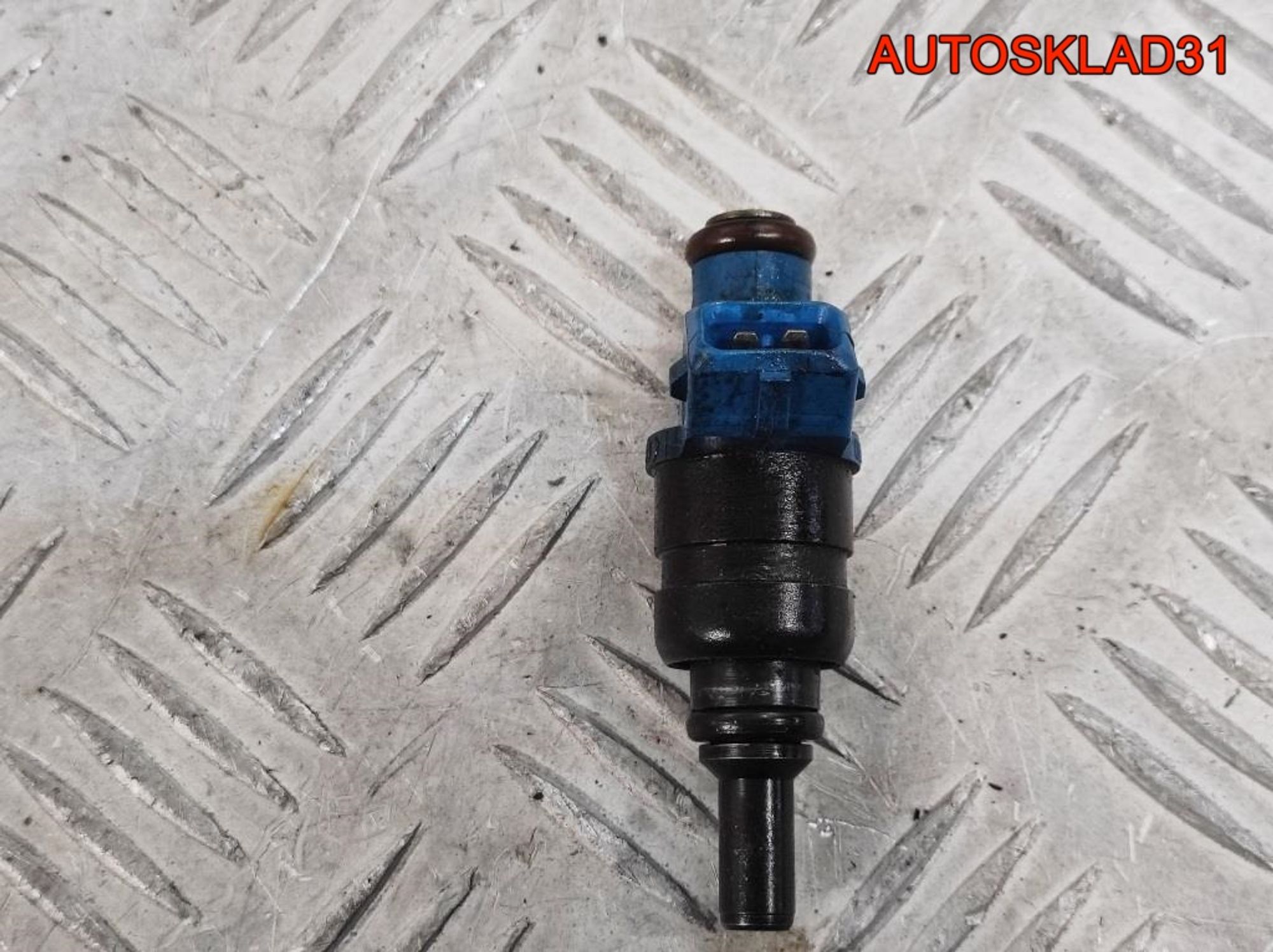 Форсунка топливная VW Passat B5 1,8 ADR 058133551F, 900 рублей, Дубовое