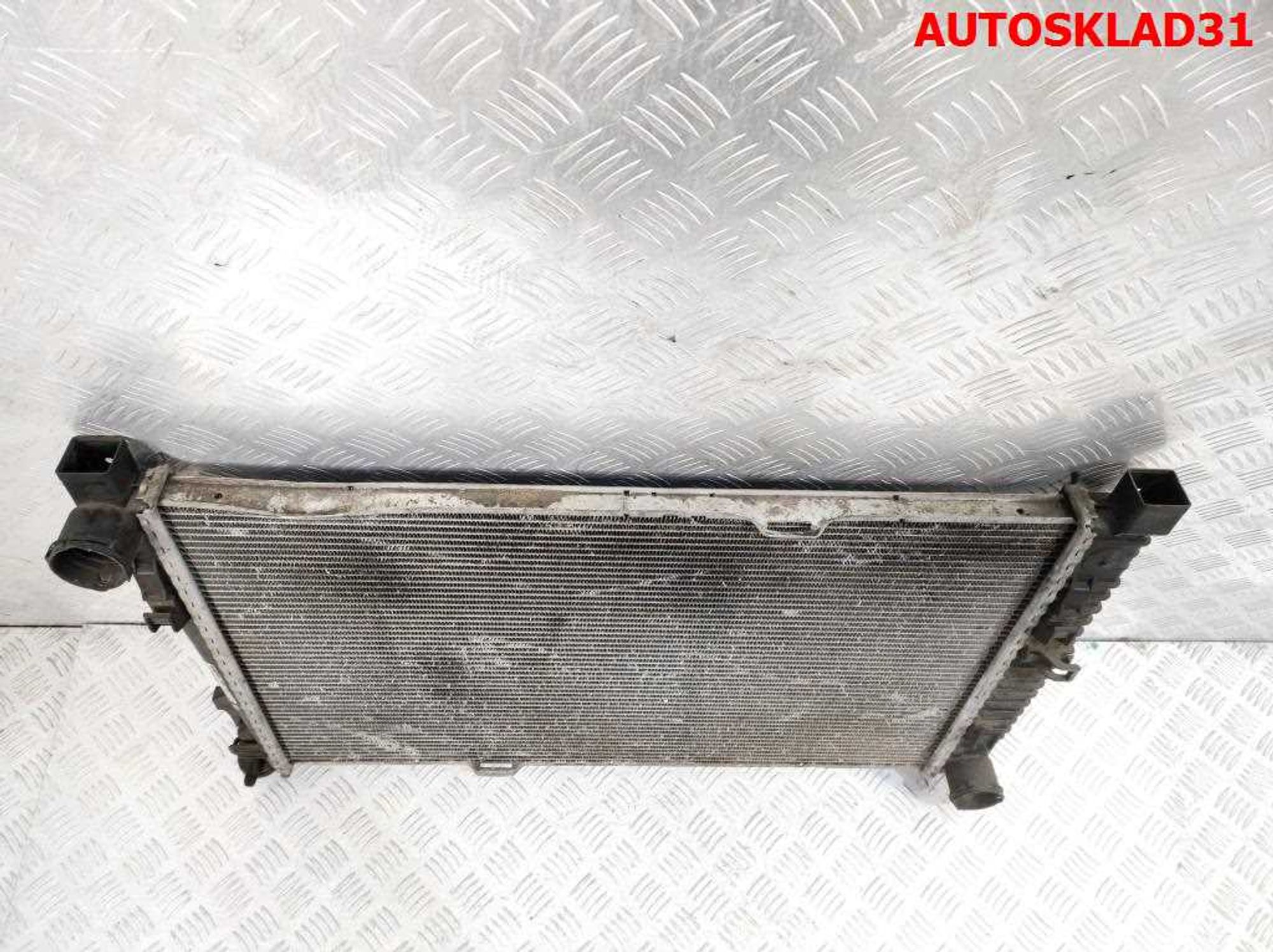 Радиатор основной Mercedes W203 2,2 Дизель A2035000603, 4000 рублей, Дубовое