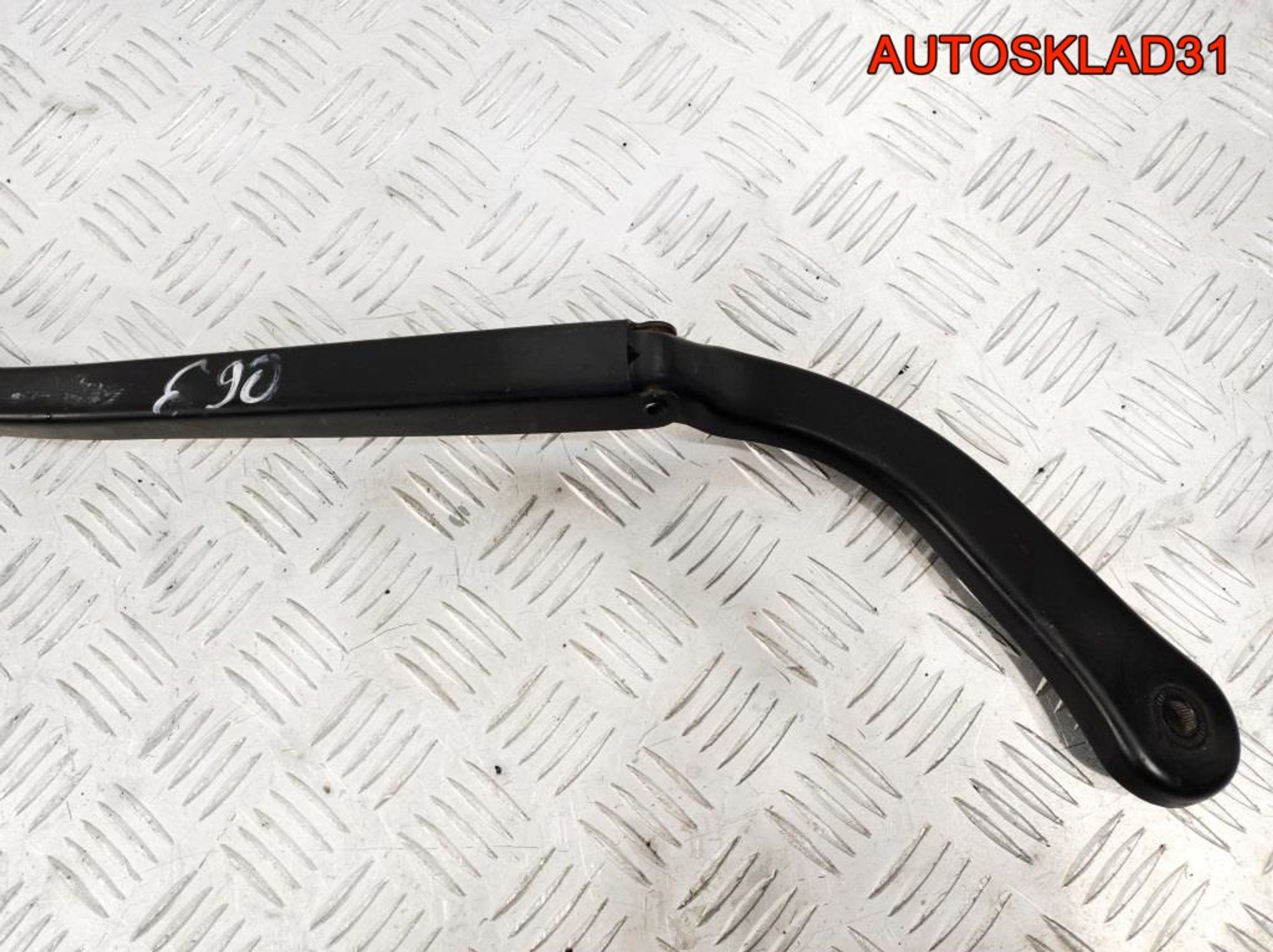 Поводок дворников правый BMW E90 61617171641, 900 рублей, Дубовое