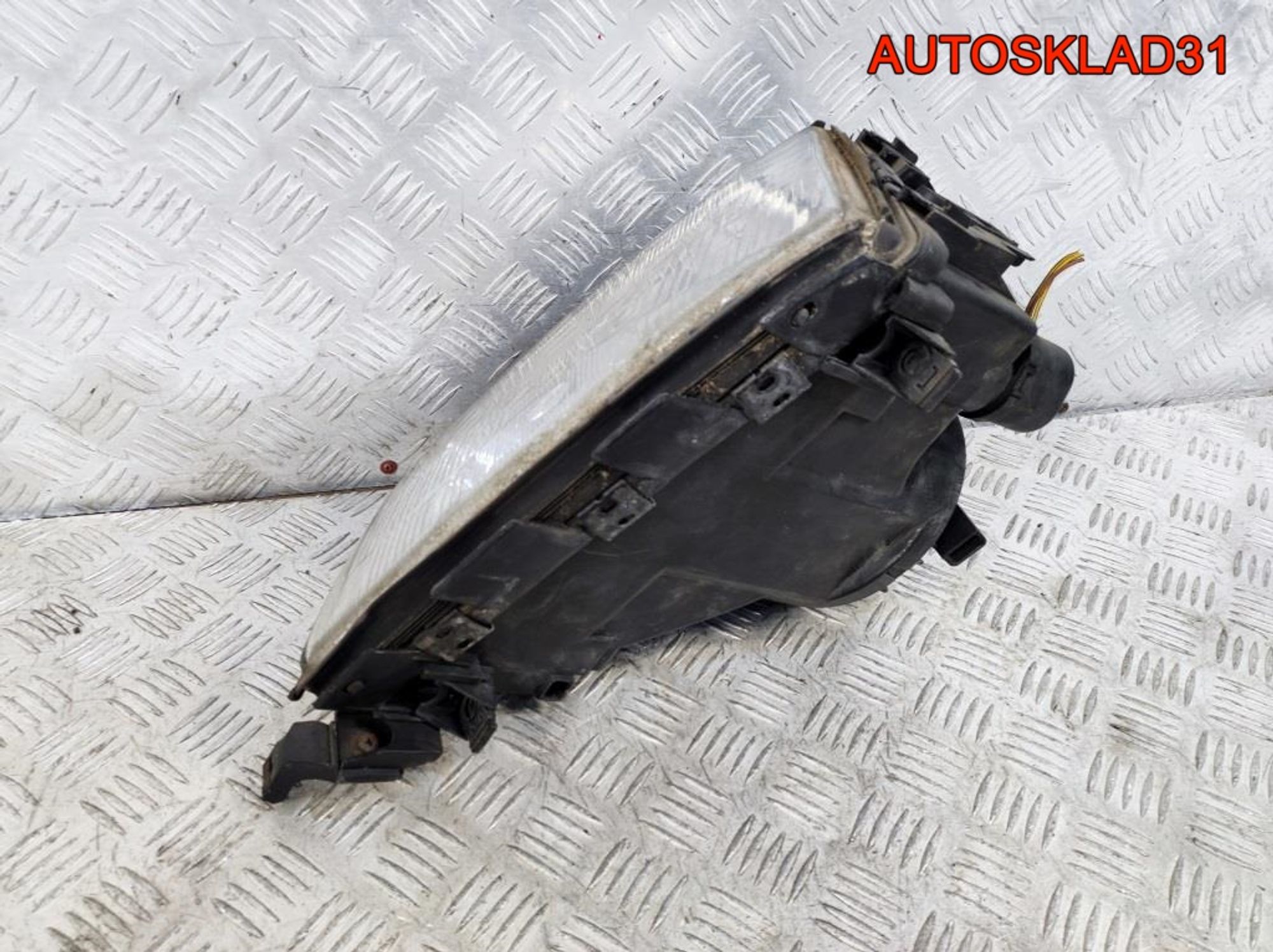 Фара левая Audi 100 C4 4A0941029A, 4900 рублей, Дубовое