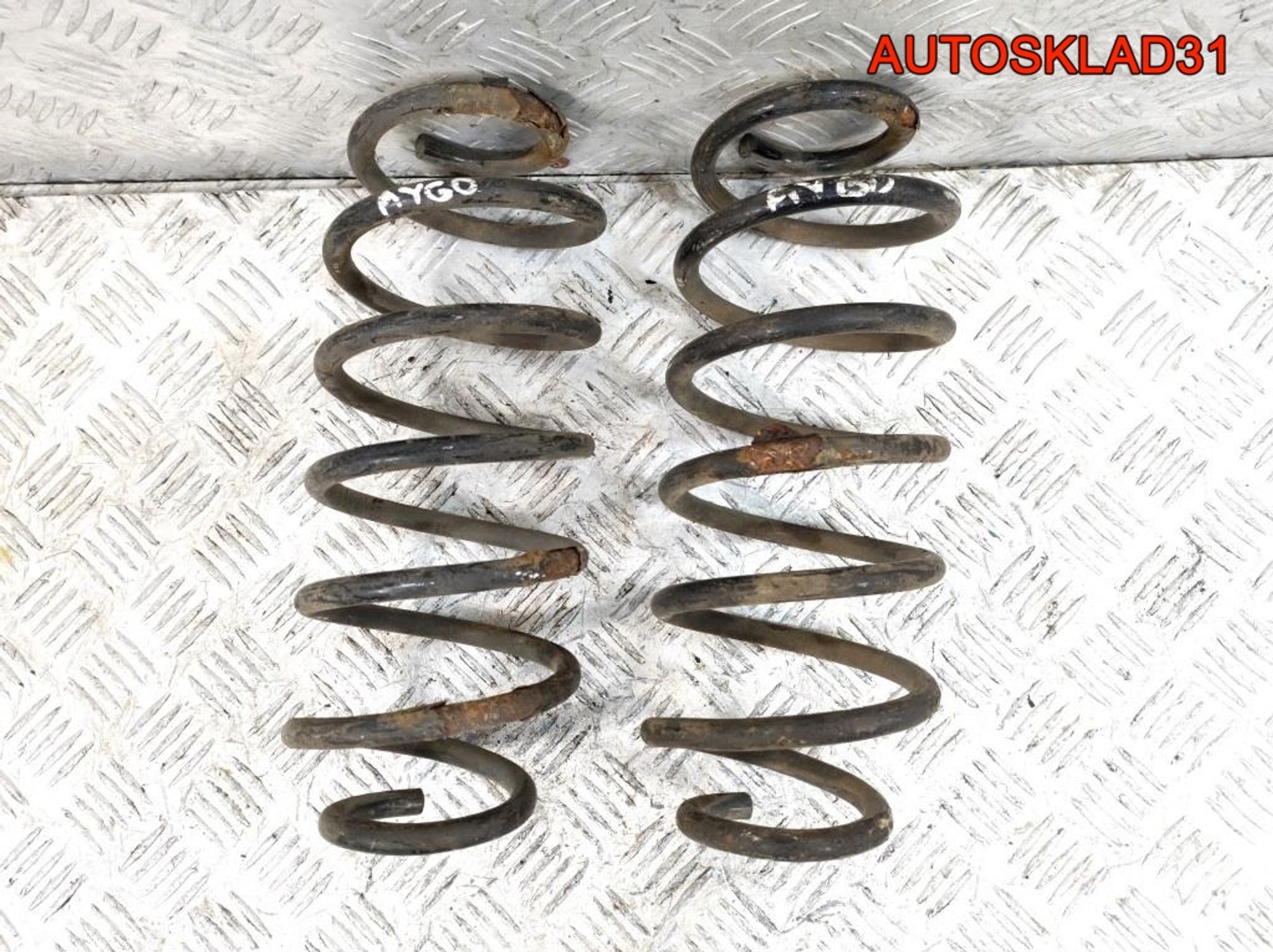 Пружина подвески задняя Комплект Toyota Aygo 1,0 Бензин 482310H020, 2000 рублей, Дубовое