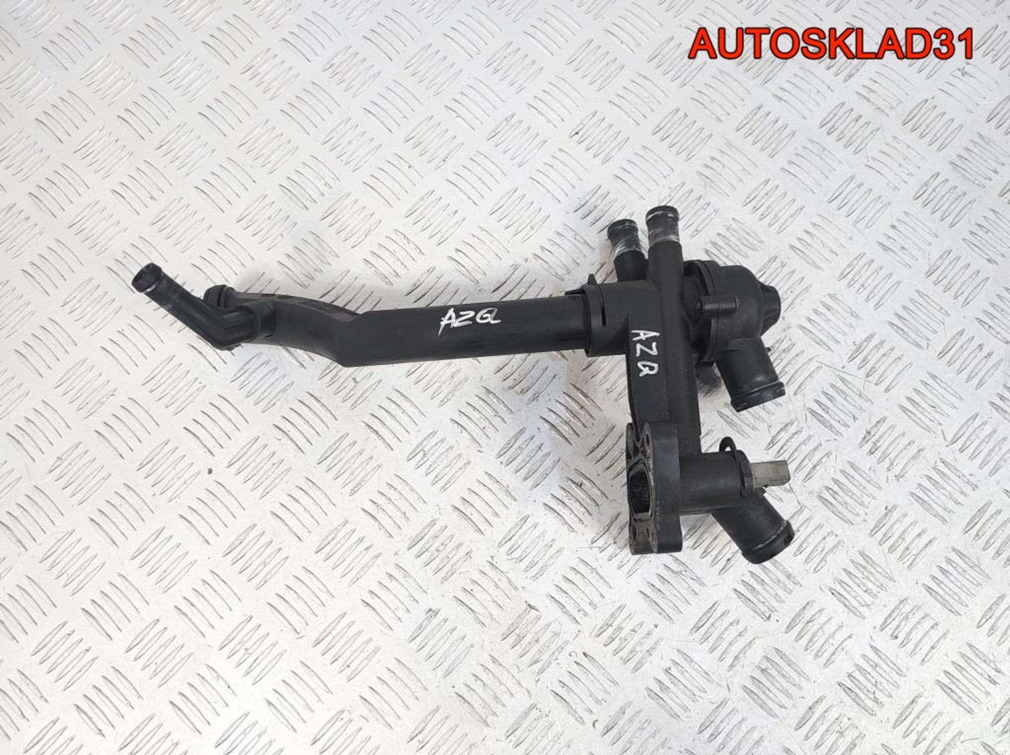 Корпус термостата VW Polo 1.2 AZQ 03C121111B, 900 рублей, Дубовое