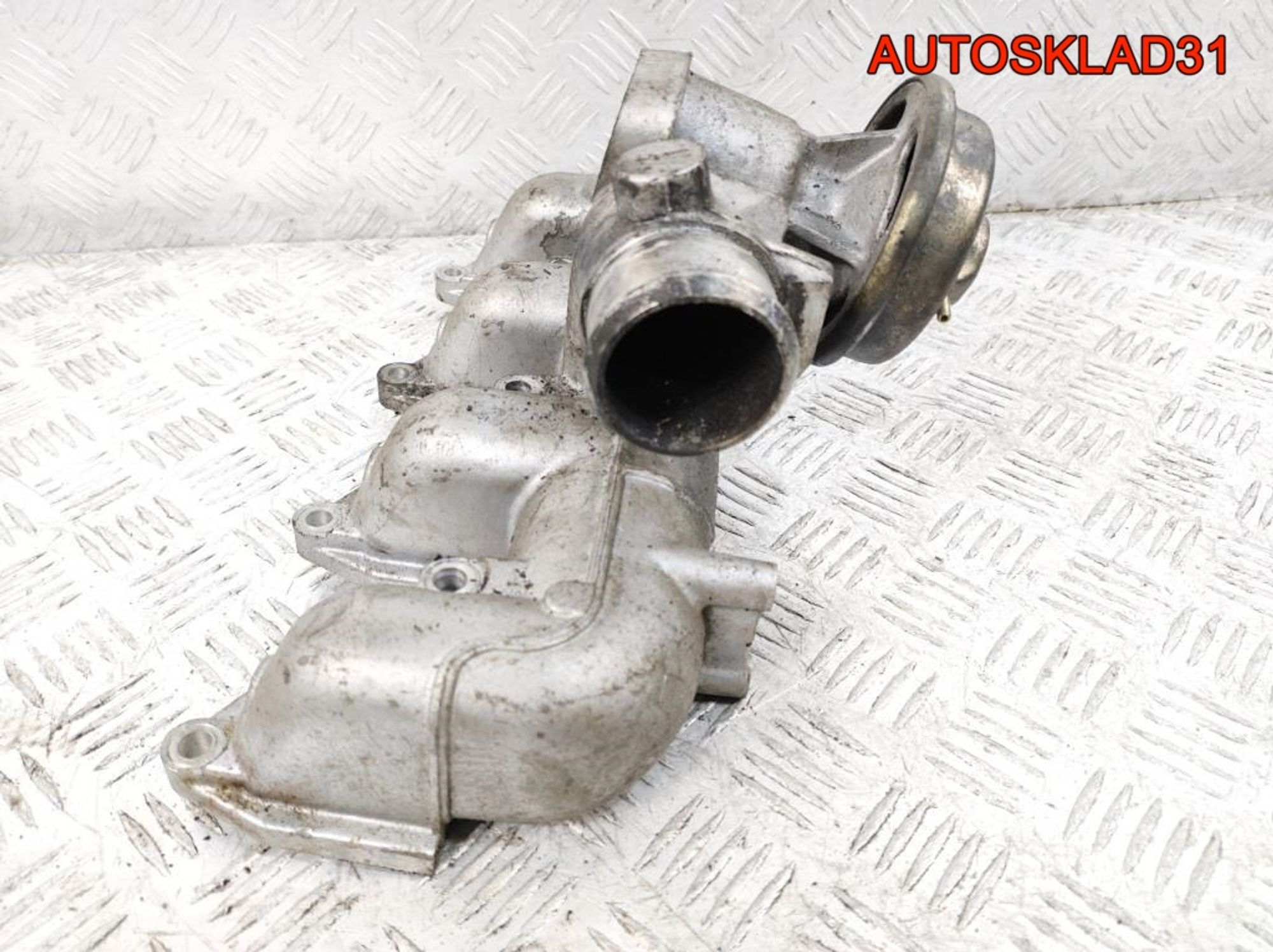 Коллектор впускной Ford Focus 1 1,8 Дизель 1498882, 700 рублей, Дубовое