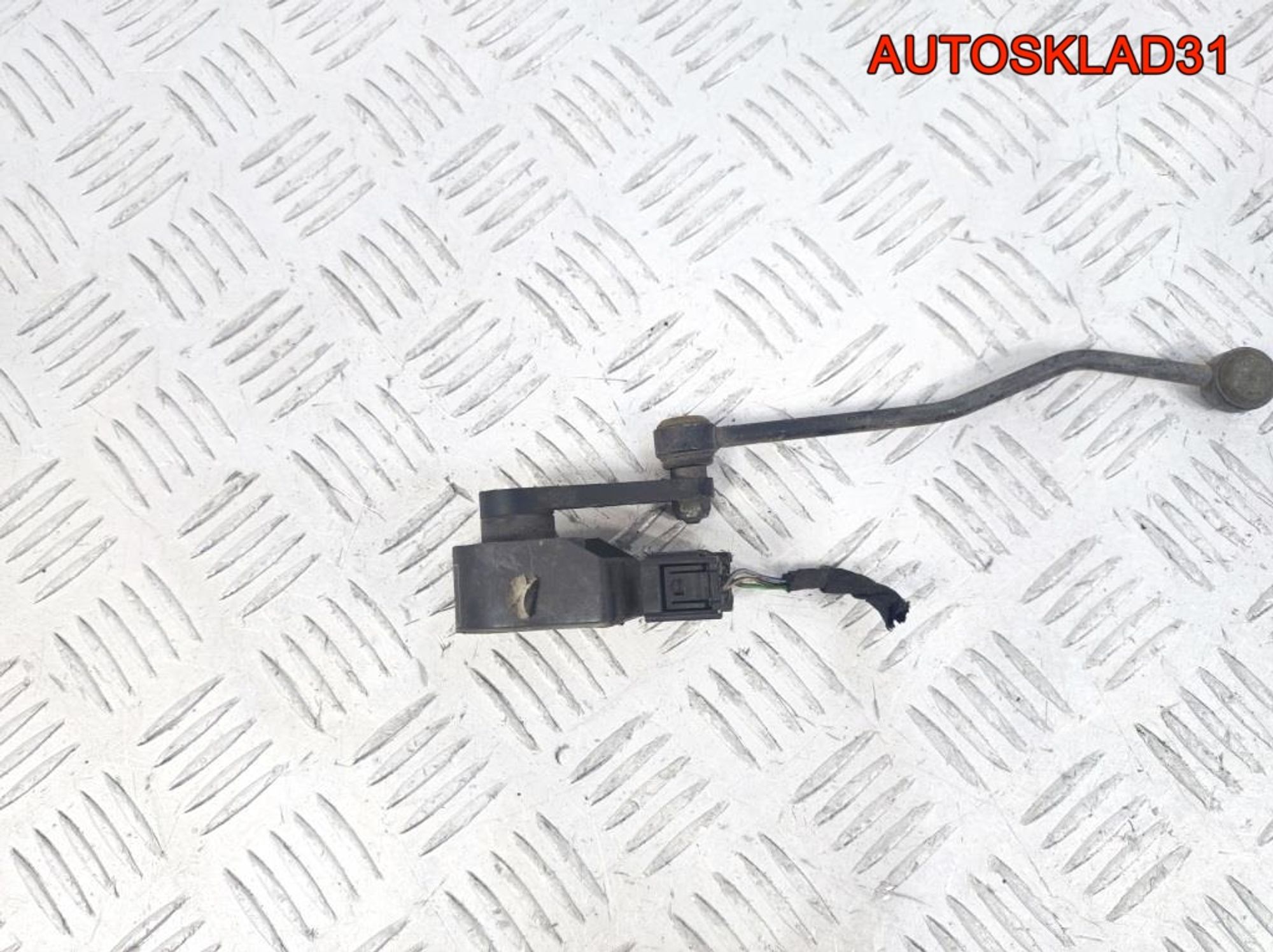 Датчик дорожного просвета Audi A8 D3 4E0907503C, 2100 рублей, Дубовое