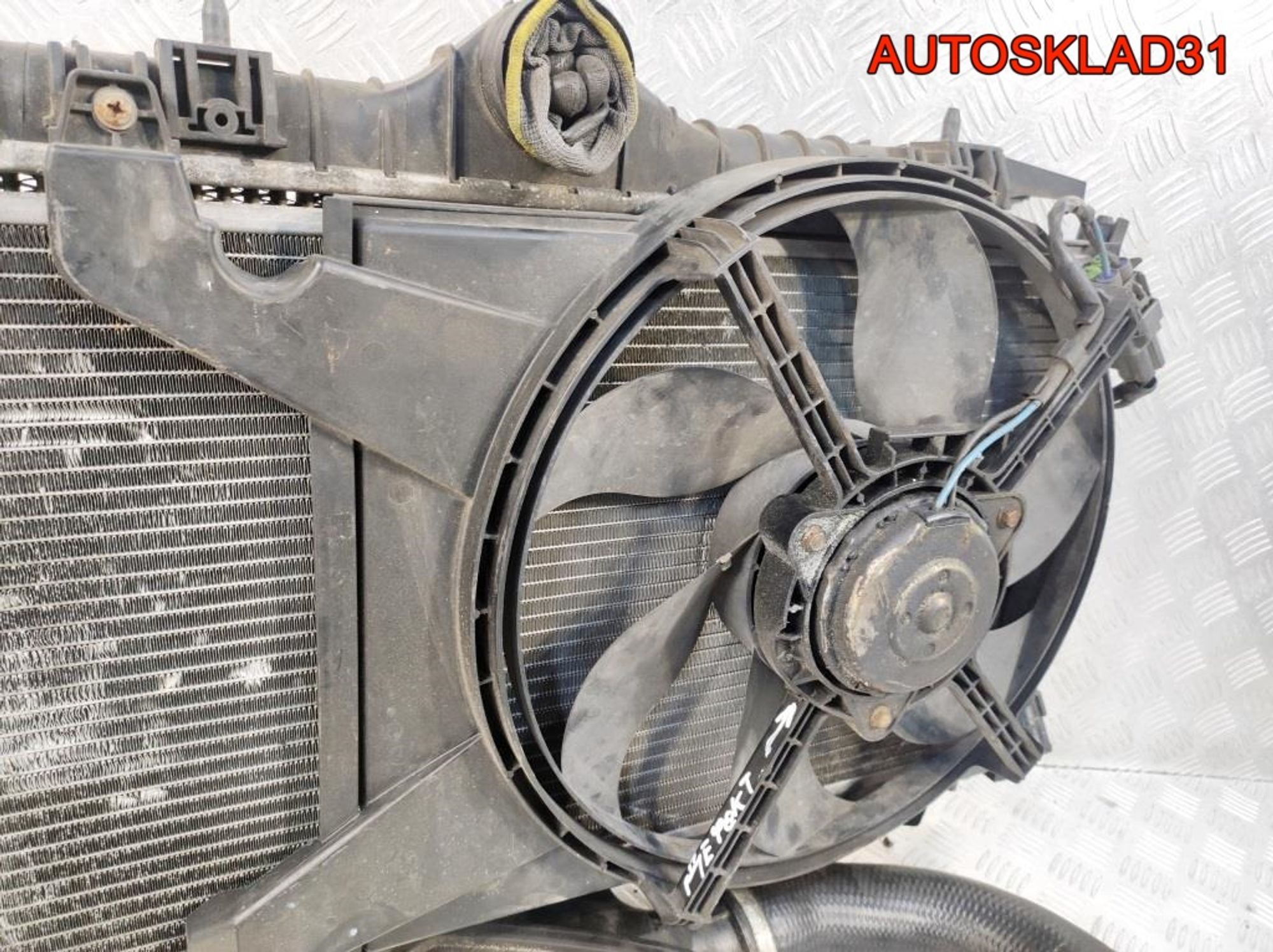 Кассета радиаторов Mitsubishi Carisma 1.9 DCI F9Q, 4900 рублей, Дубовое