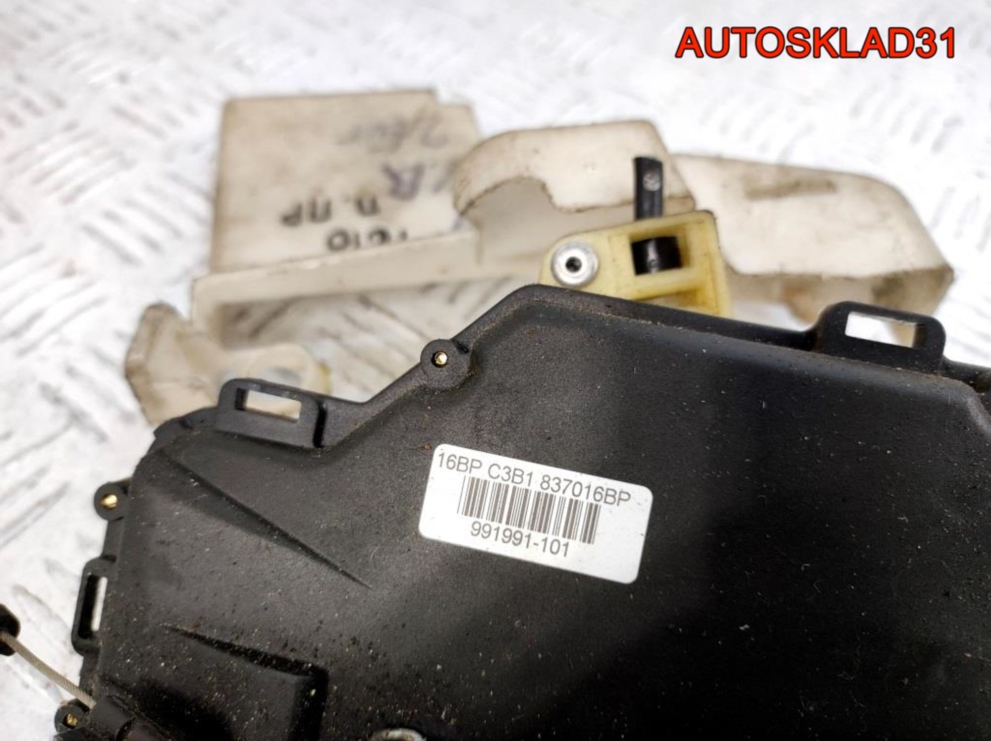 Замок двери передней правой VW Polo 4 3B1837016BP, 2200 рублей, Дубовое