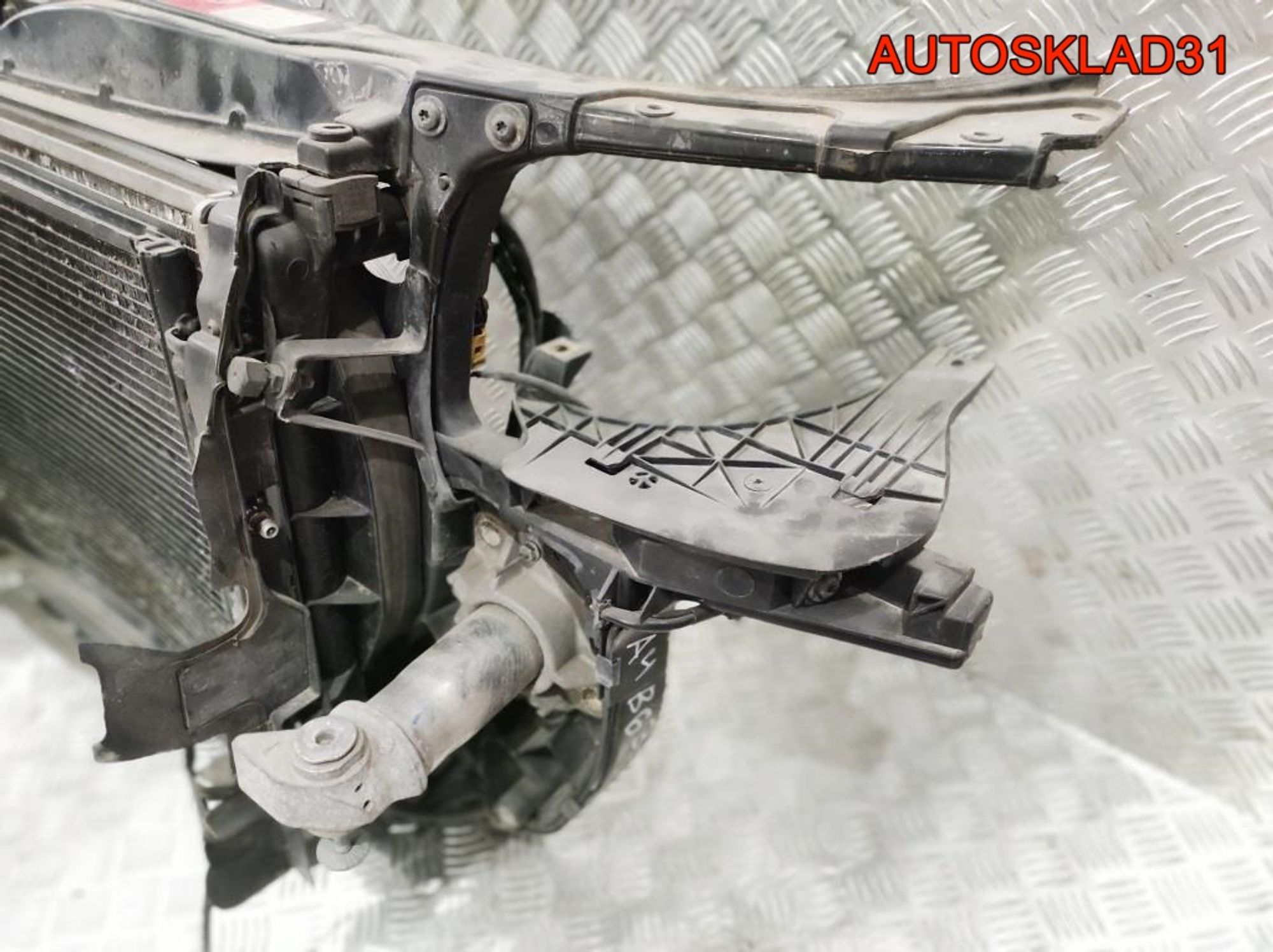 Панель передняя в сборе Audi A4 B6 3,0 Бензин (Р), 20000 рублей, Дубовое