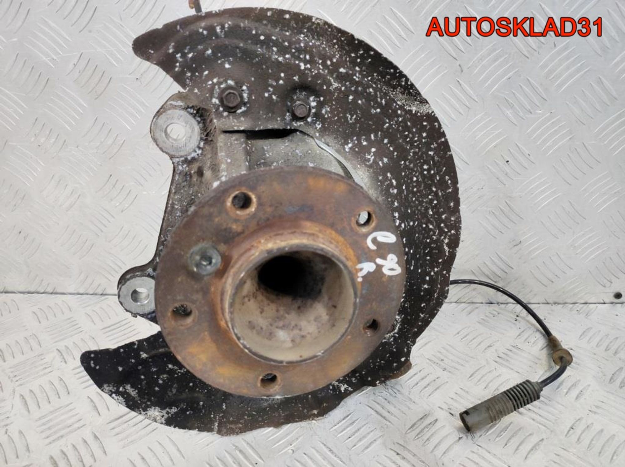 Кулак поворотный перед правый BMW E90 31216764444, 3300 рублей, Дубовое