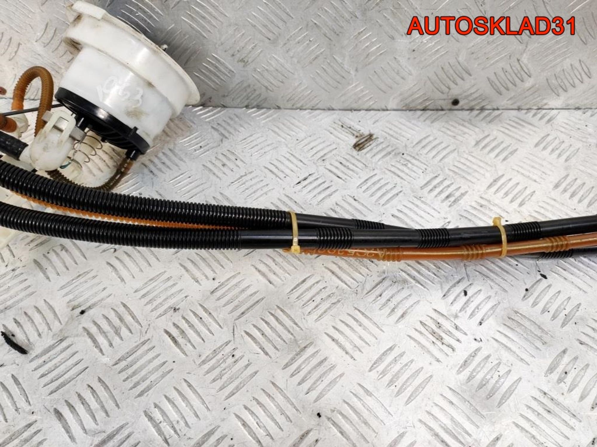 Датчик уровня топлива BMW E90 2,5 N52B25 6766919, 2300 рублей, Дубовое