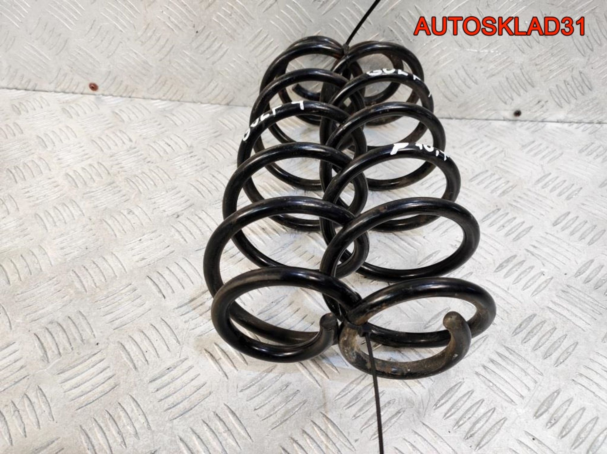 Пружина задняя Без меток VW Golf 4 комплект, 1800 рублей, Дубовое