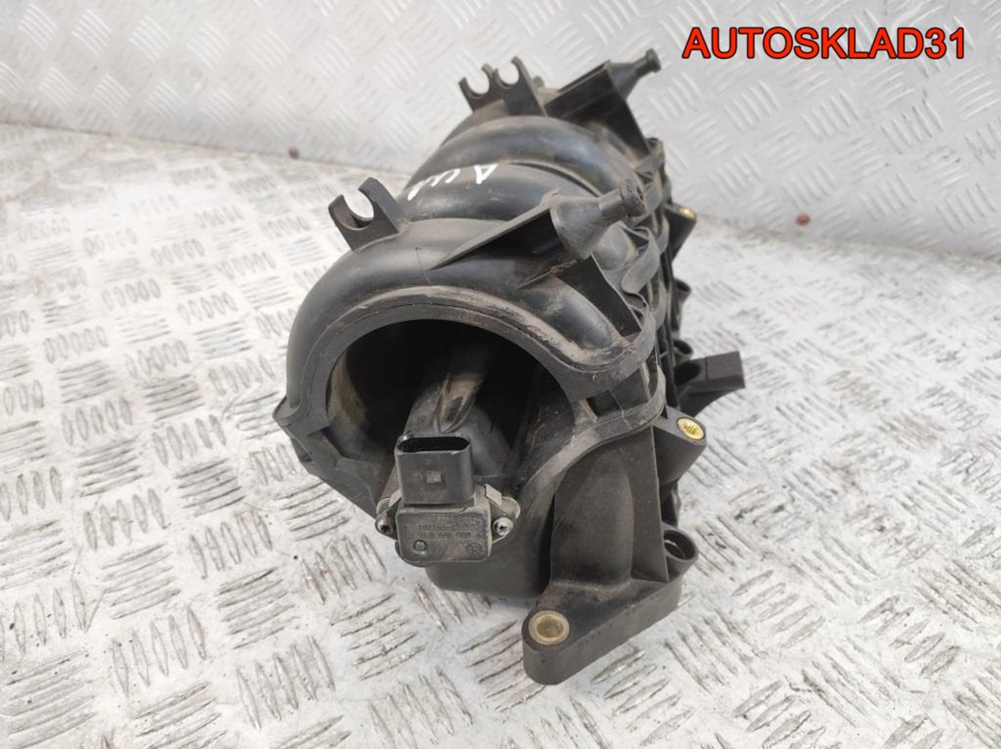Коллектор впускной Skoda Fabia 1 1,4 AUA 036129711CC, 1800 рублей, Дубовое