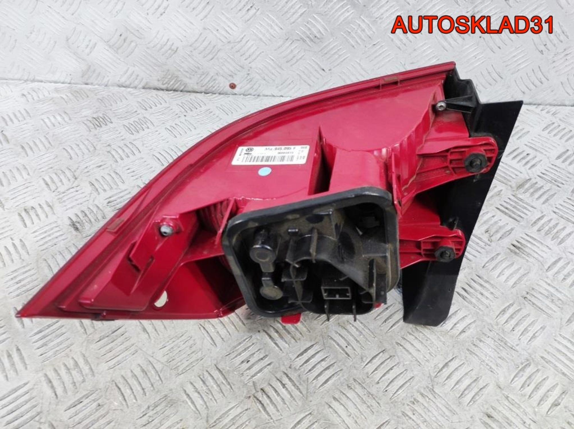Фонарь задний левый VW Passat B7 3AE945095F Седан, 6500 рублей, Дубовое