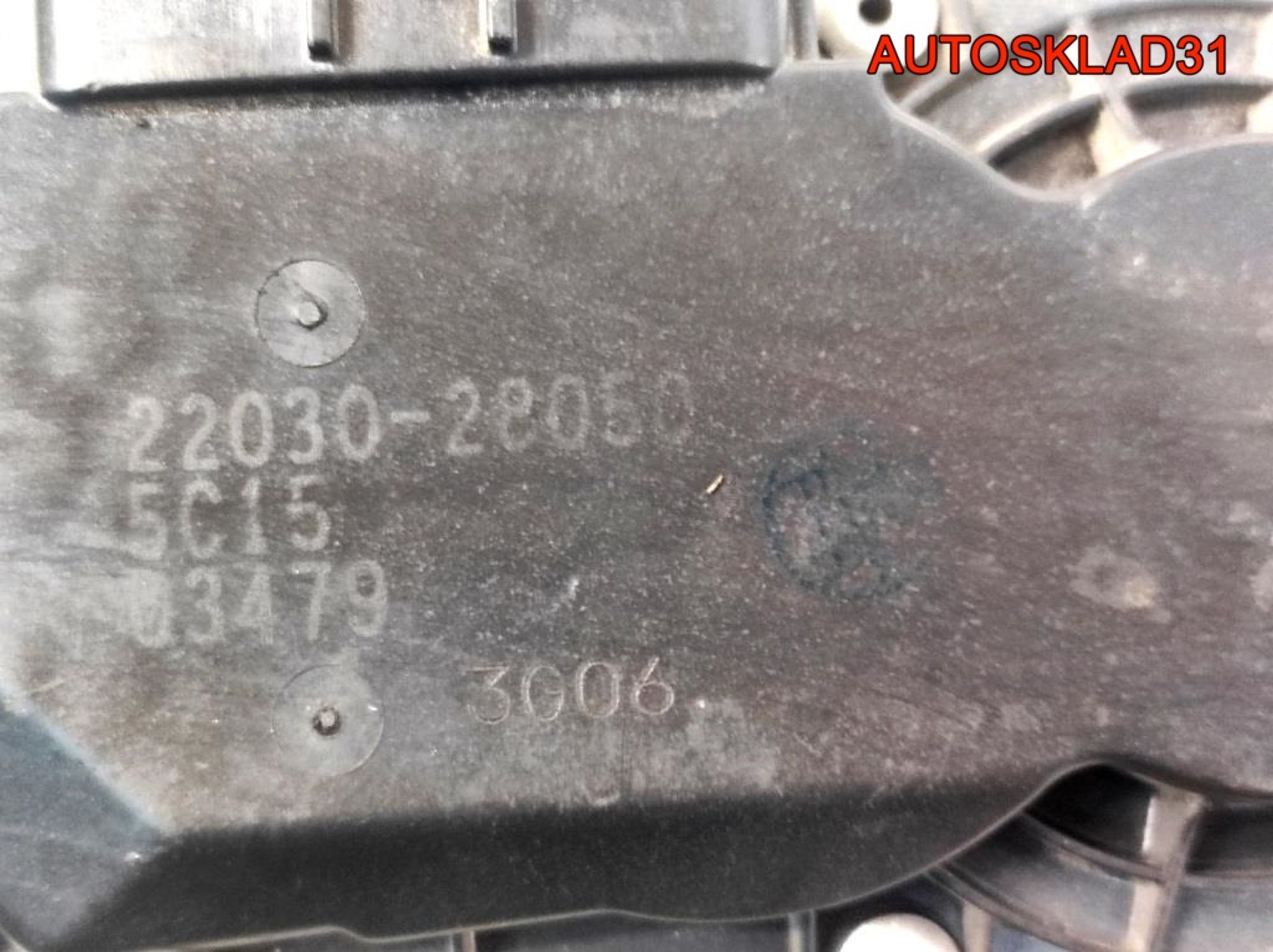 Заслонка дроссельная Toyota Avensis T250 2,0 1AZFSE 2203028050, 2000 рублей, Дубовое