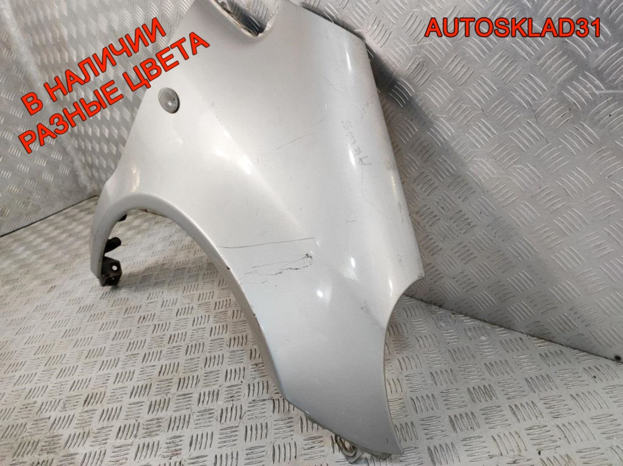 Крыло переднее правое Mercedes Benz W168 A1688800818, 2500 рублей, Дубовое