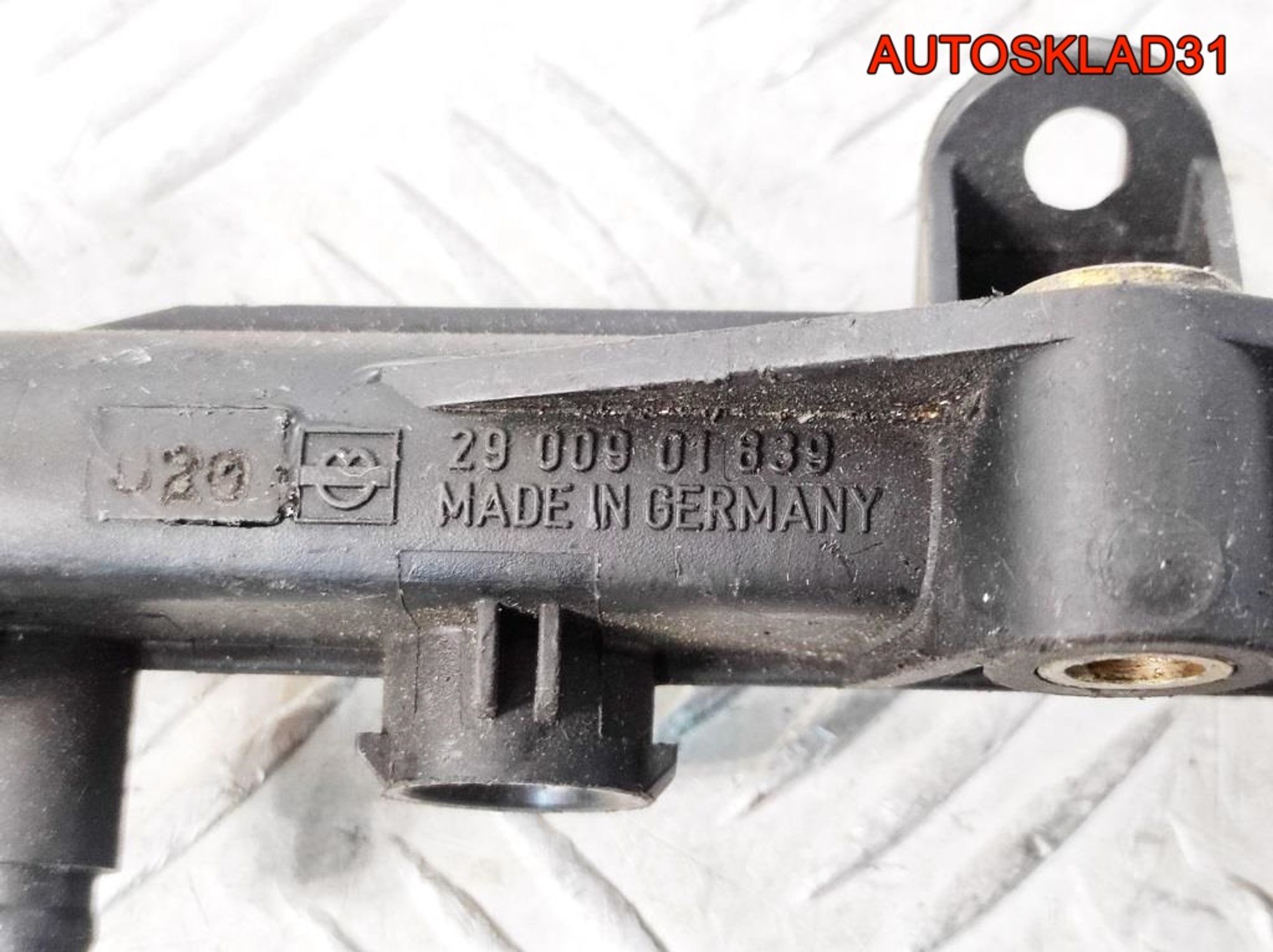 Рейка топливная VW Golf 3 032133319A, 900 рублей, Дубовое