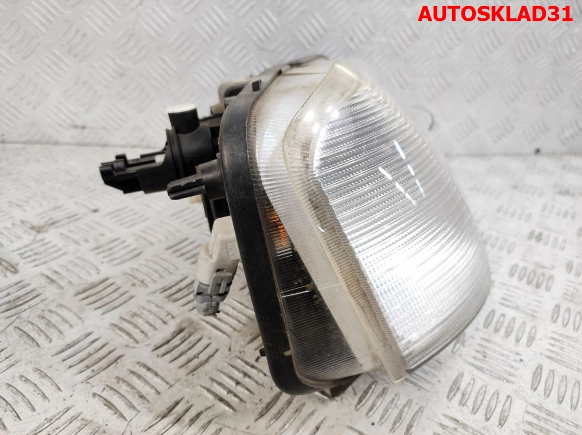 Фара правая Renault Logan 8200211006, 4500 рублей, Дубовое