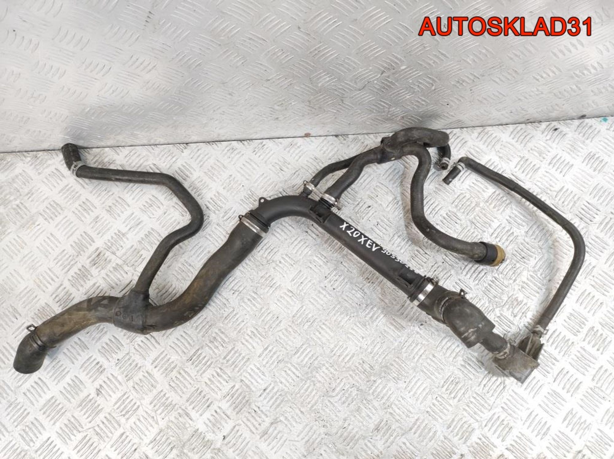 Патрубок радиатора Комплект Opel Vectra B 2,0 X20XEV 90530256, 5000 рублей, Дубовое