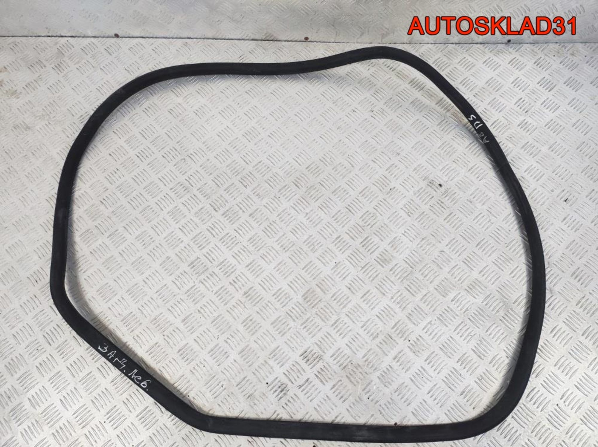 Уплотнитель двери Комплект Audi A8 D3 Седан, 6500 рублей, Дубовое