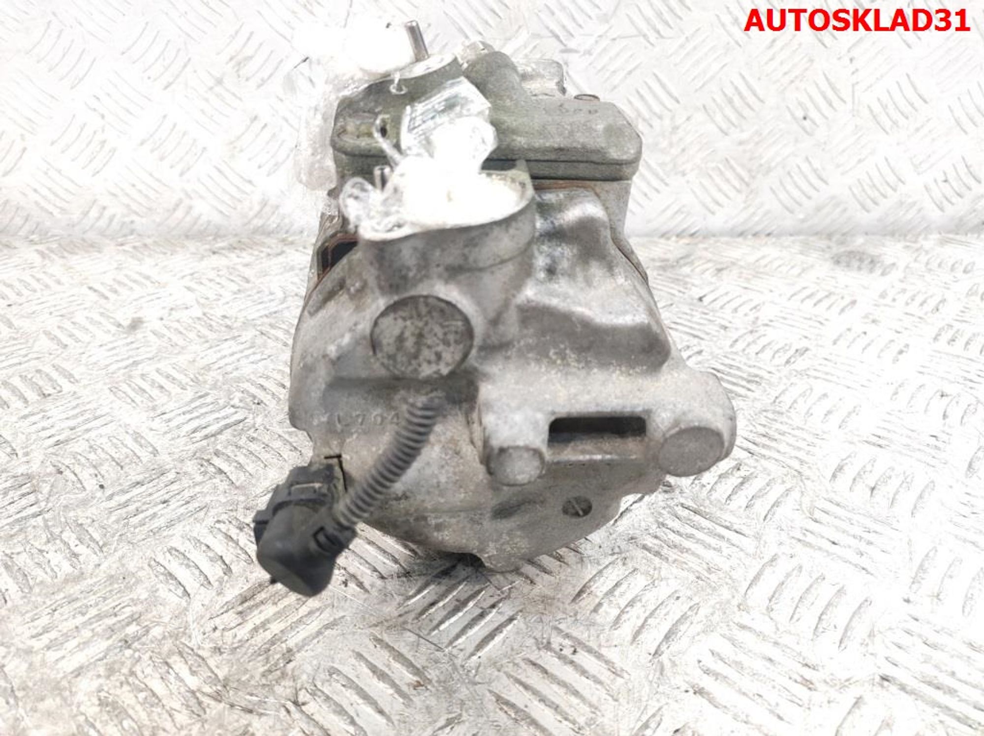 Компрессор кондиционера VW Golf 5 1K0820859S, 12200 рублей, Дубовое