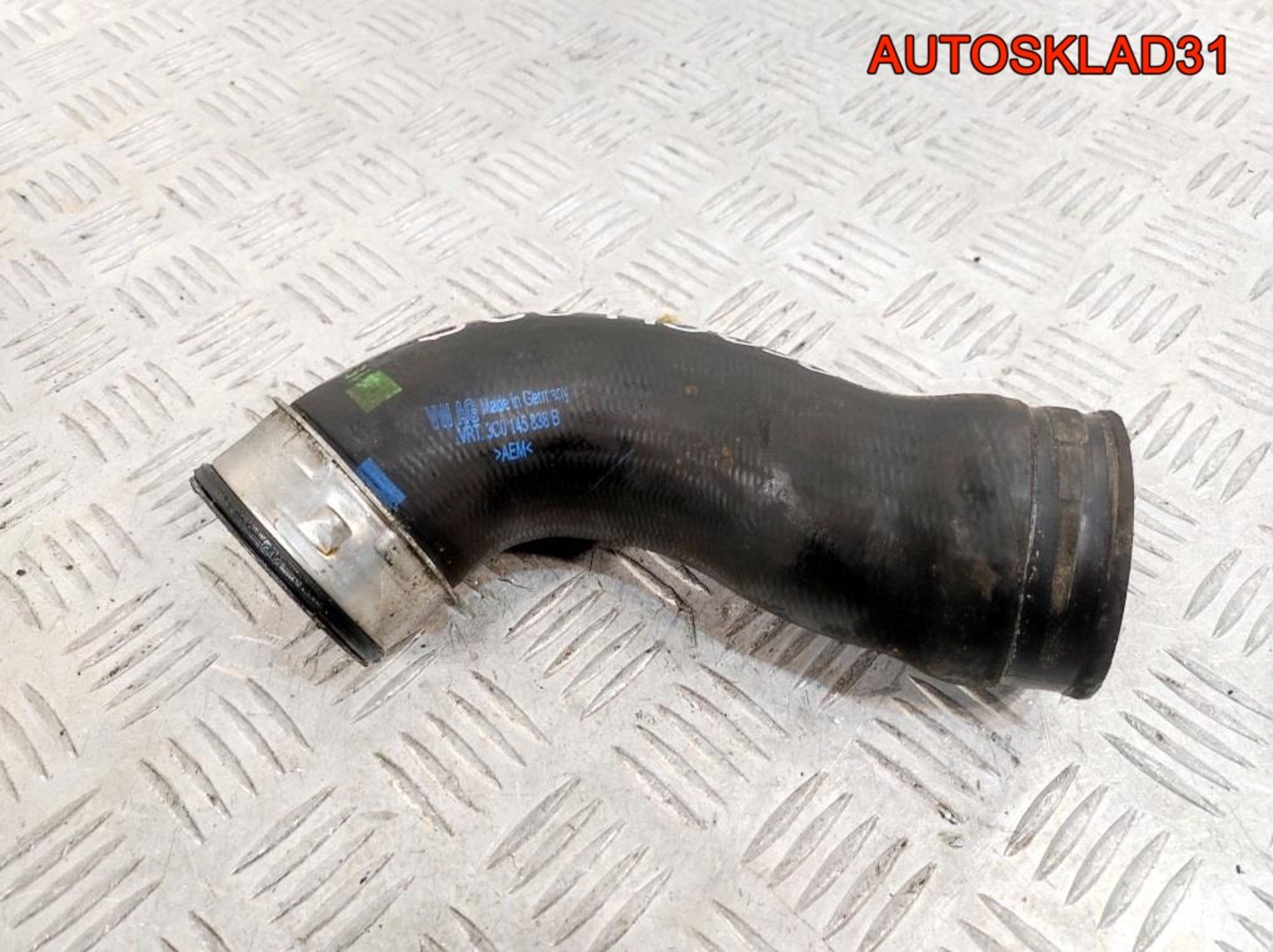 Патрубок интеркулера VW Passat B6 2.0 BMR 3C0145838B Дизель, 1400 рублей, Дубовое