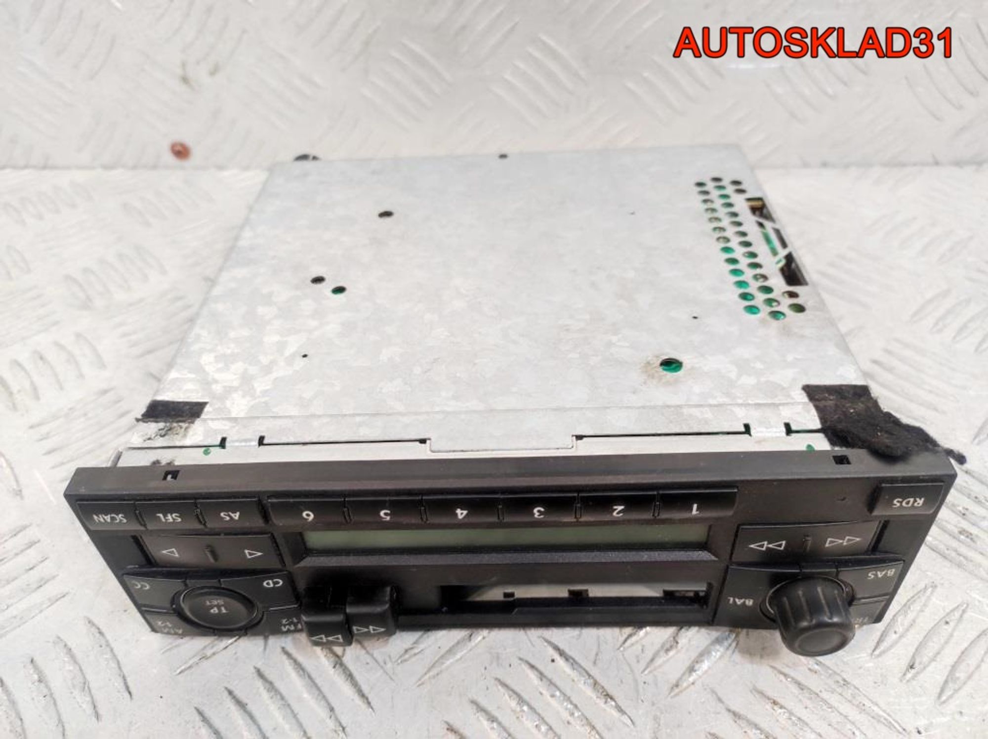 Магнитола Volkswagen Passat B5 1J0035152E С КОДОМ, 2700 рублей, Дубовое