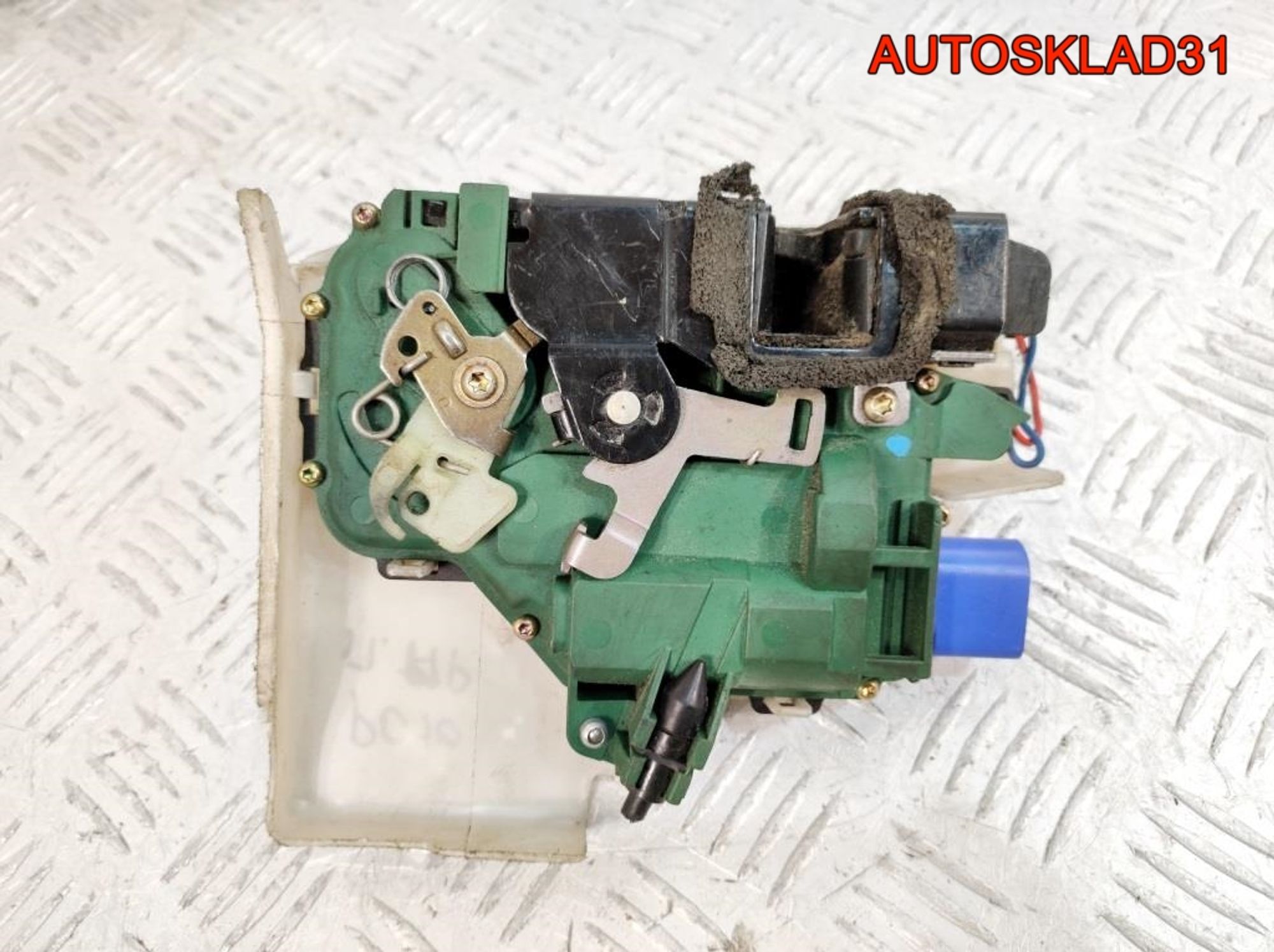 Замок двери передней правой VW Polo 4 3B1837016BP, 2200 рублей, Дубовое