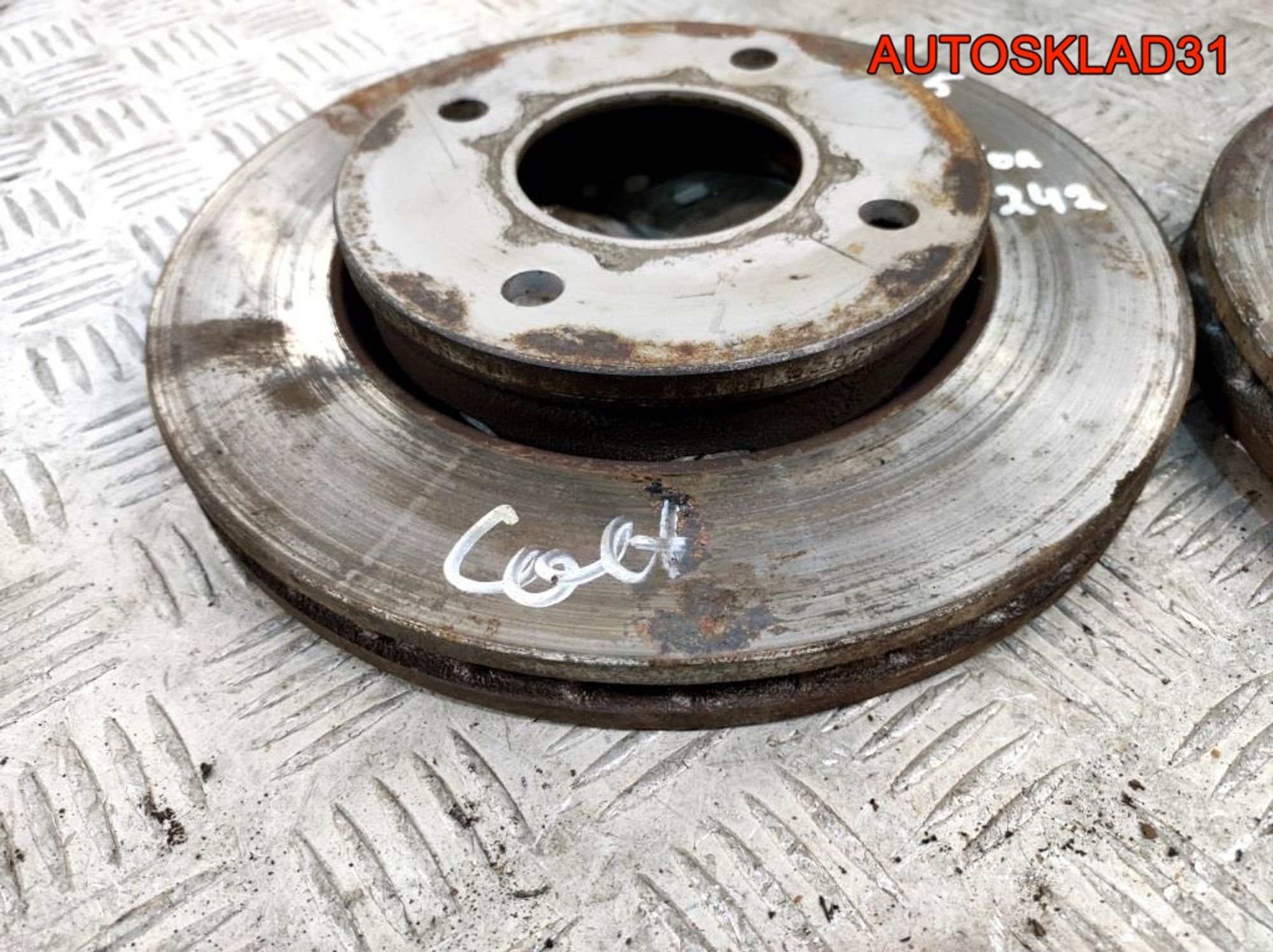 Диск тормозной передний Mitsubishi Colt 4 Z30, 2700 рублей, Дубовое