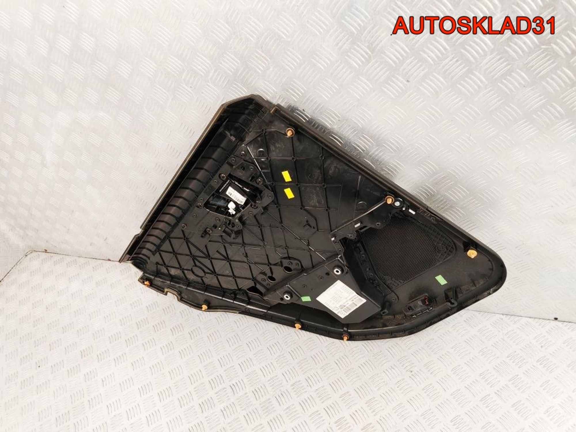 Обшивка двери задней правой Mercedes Benz GLK X204 A2047300248, 2500 рублей, Дубовое
