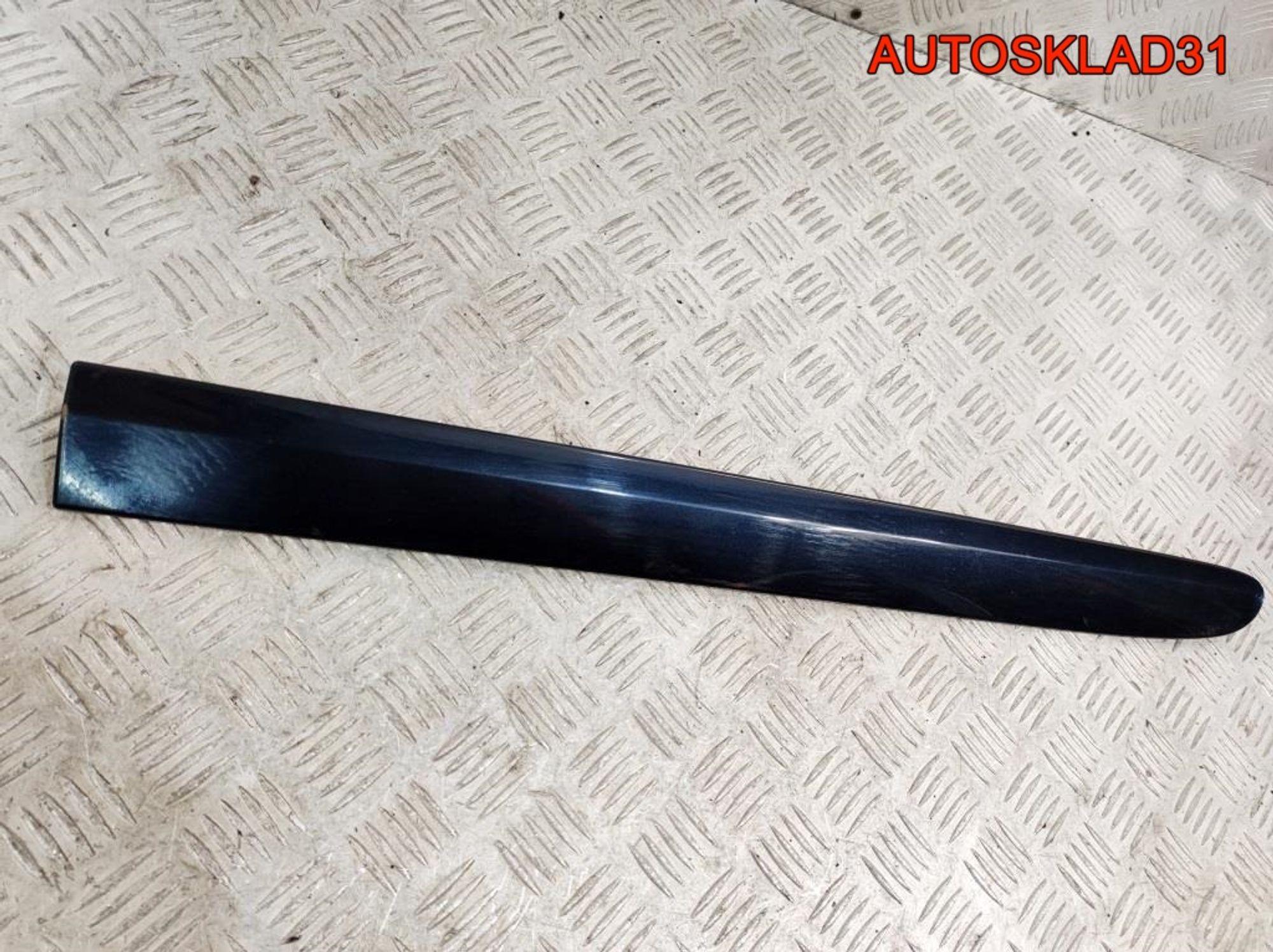 Молдинг задней левой двери Mercedes W211 A2116901162, 900 рублей, Дубовое